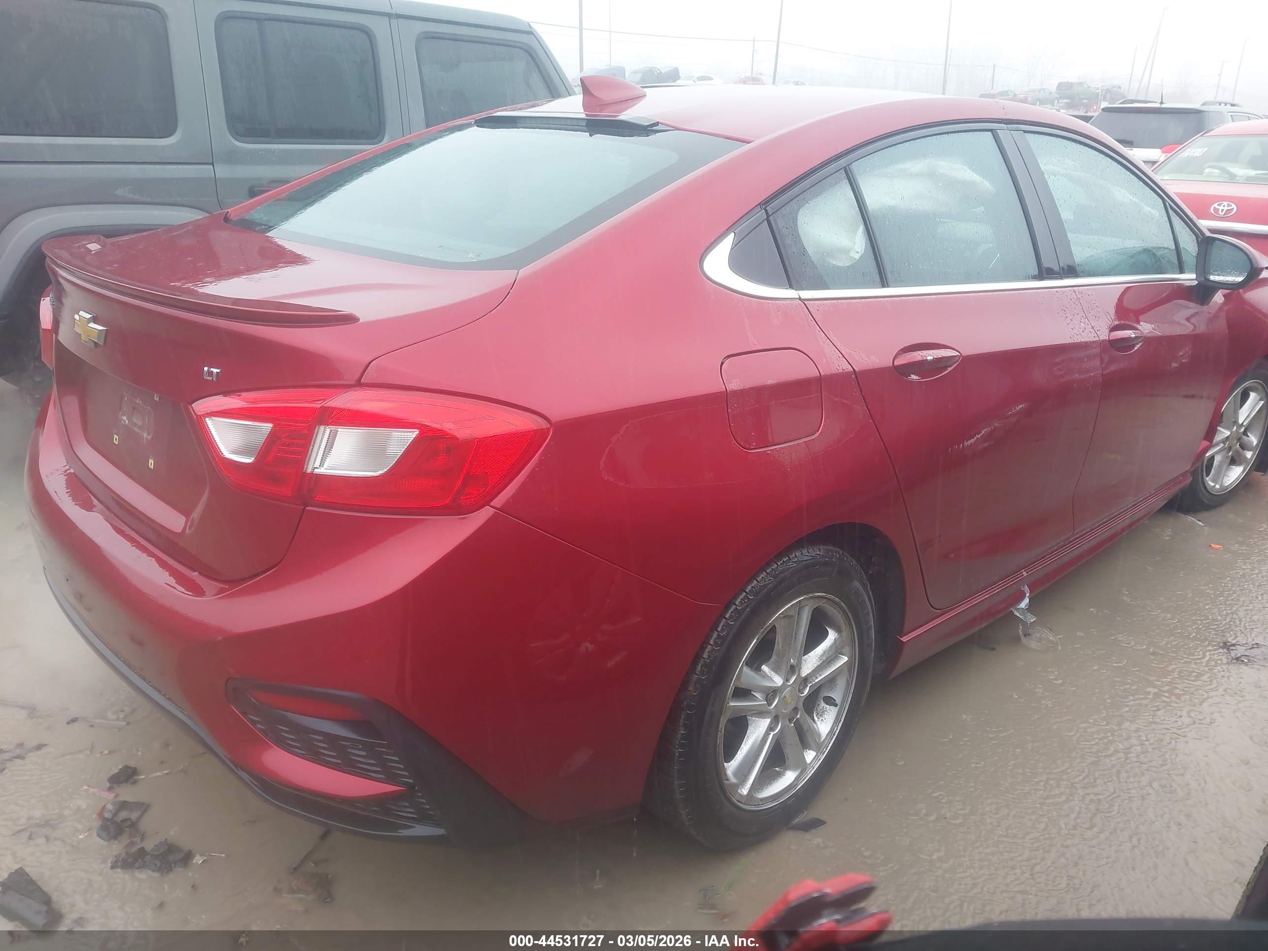 CHEVROLET CRUZE image 4
