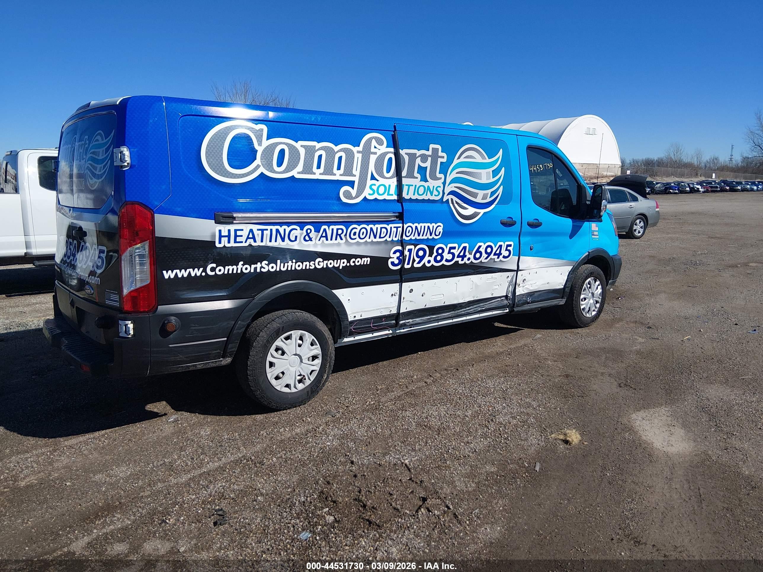 FORD TRANSIT-250 image 4