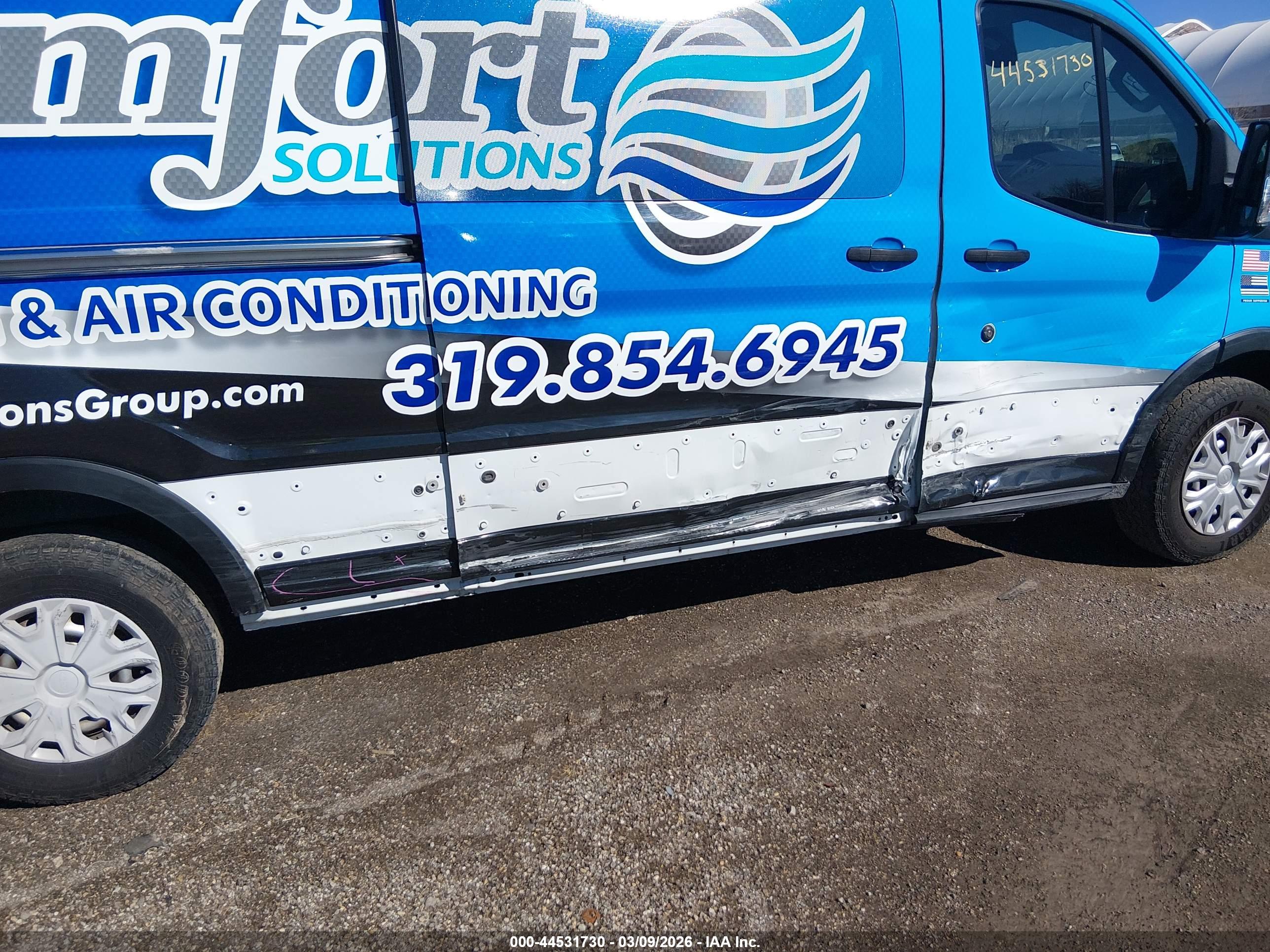 FORD TRANSIT-250 image 6