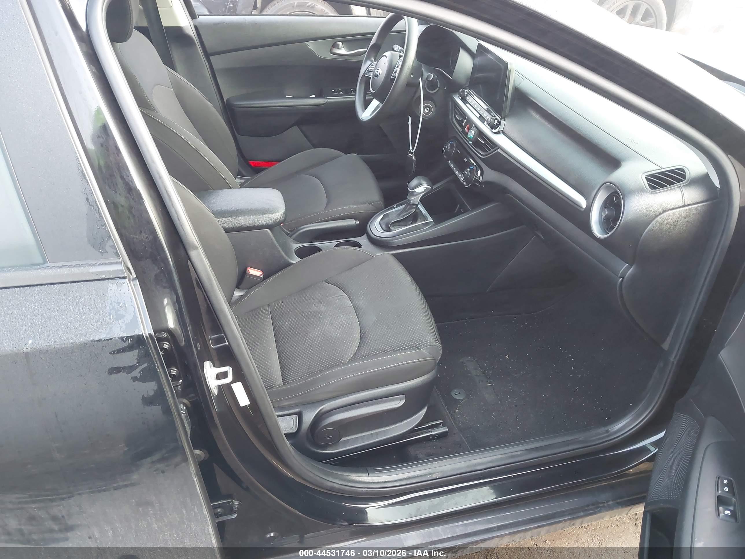 KIA FORTE image 5