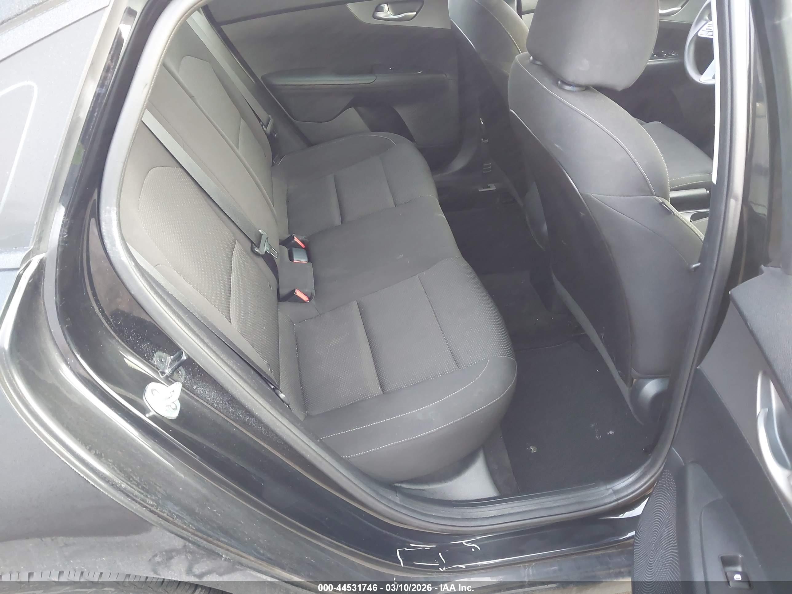 KIA FORTE image 8