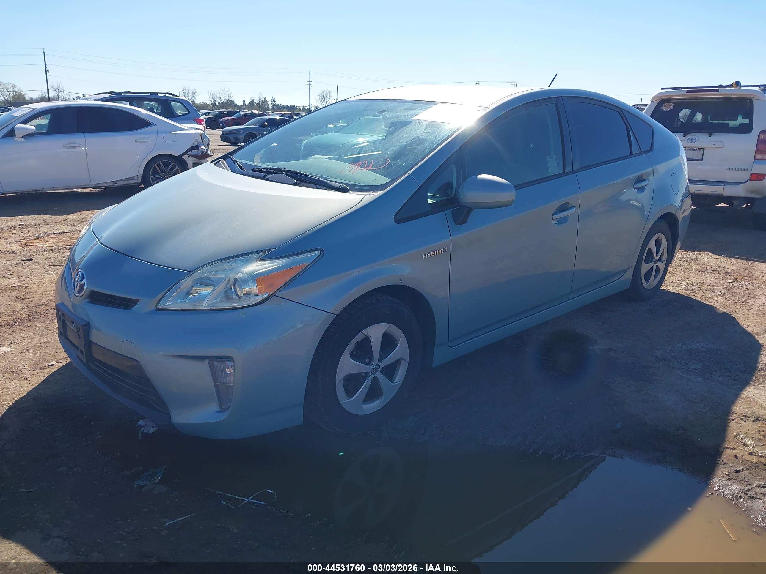 TOYOTA PRIUS image 2
