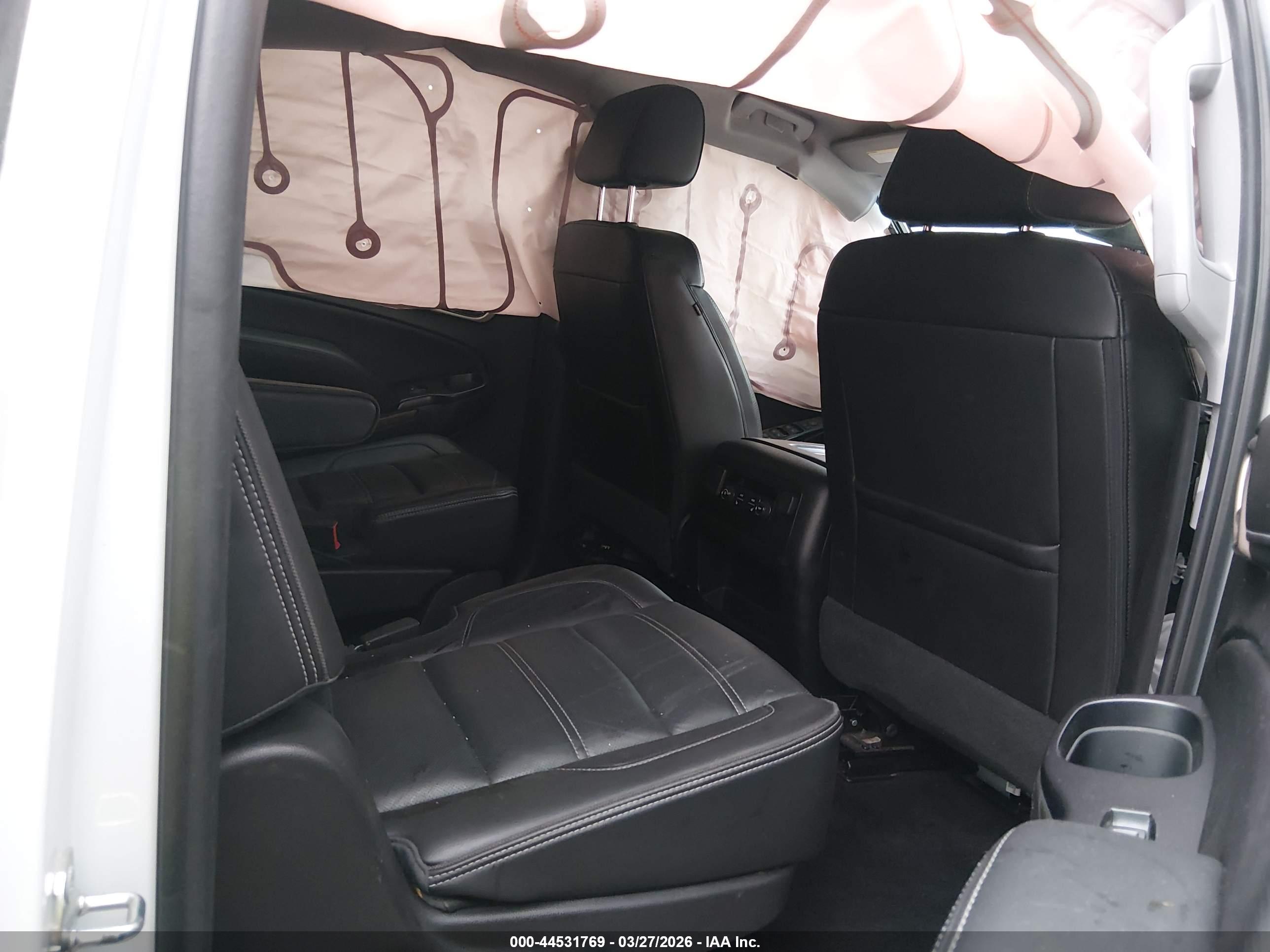 GMC YUKON image 8