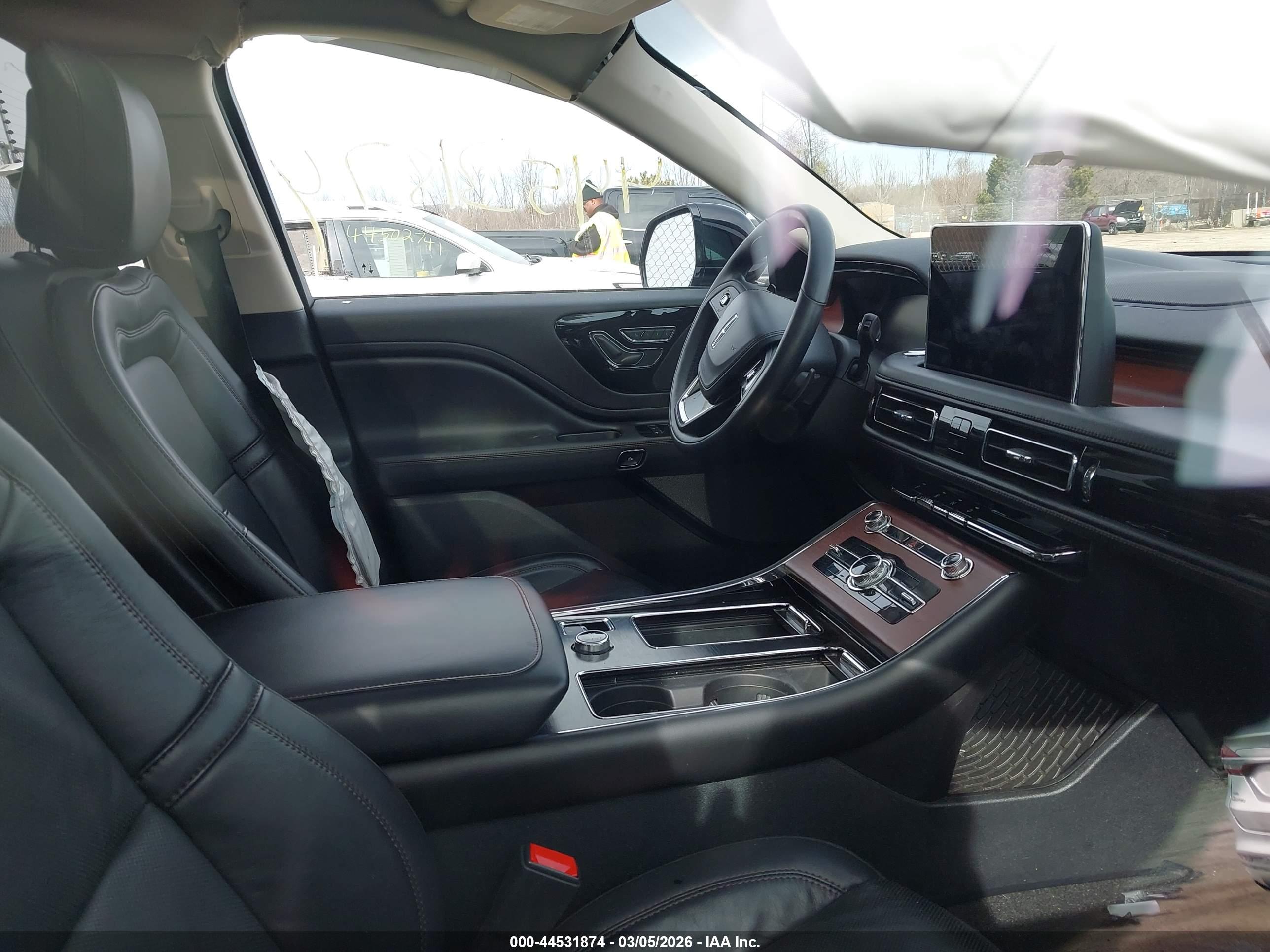 LINCOLN AVIATOR image 5