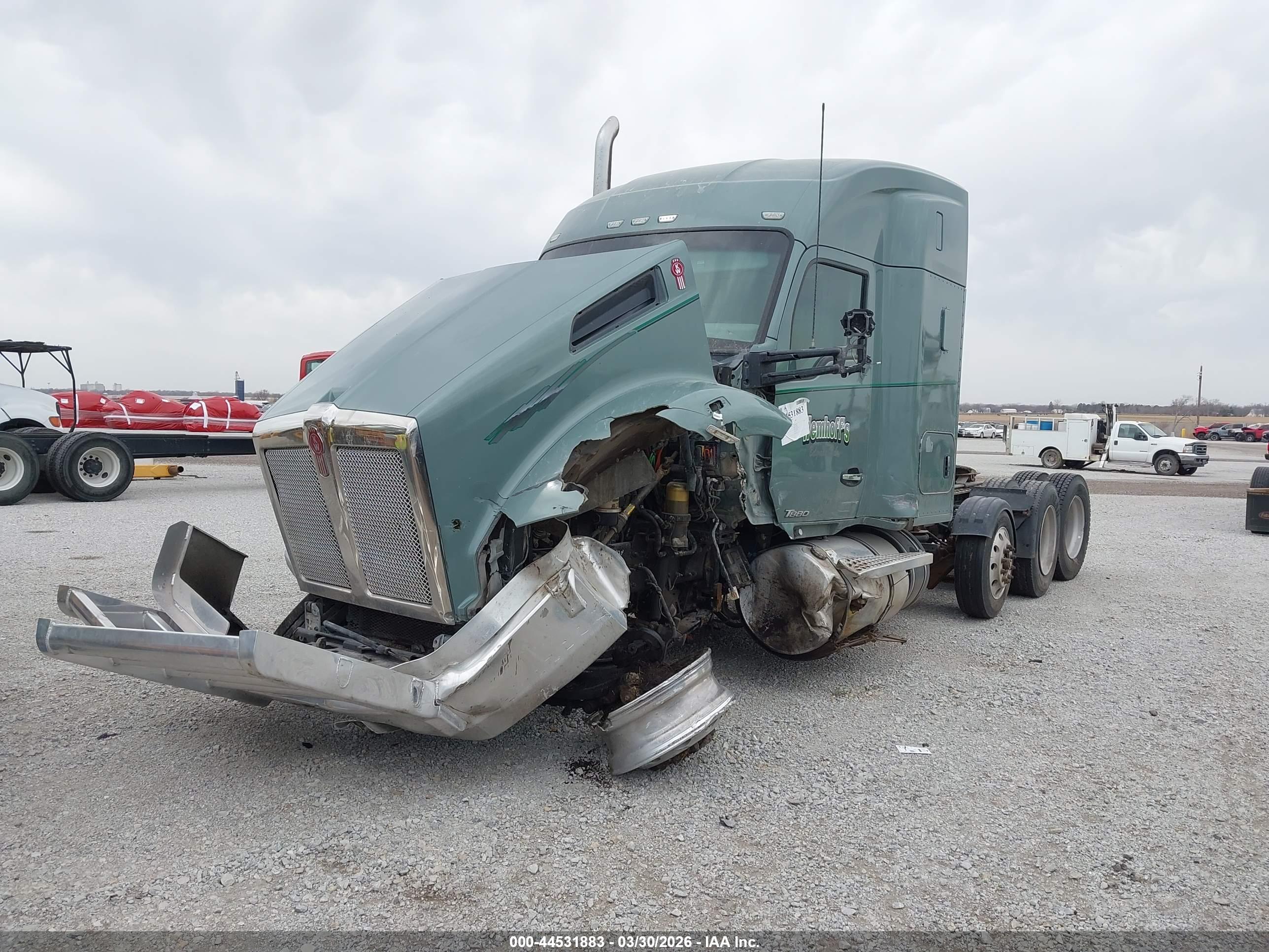 KENWORTH T880 image 2