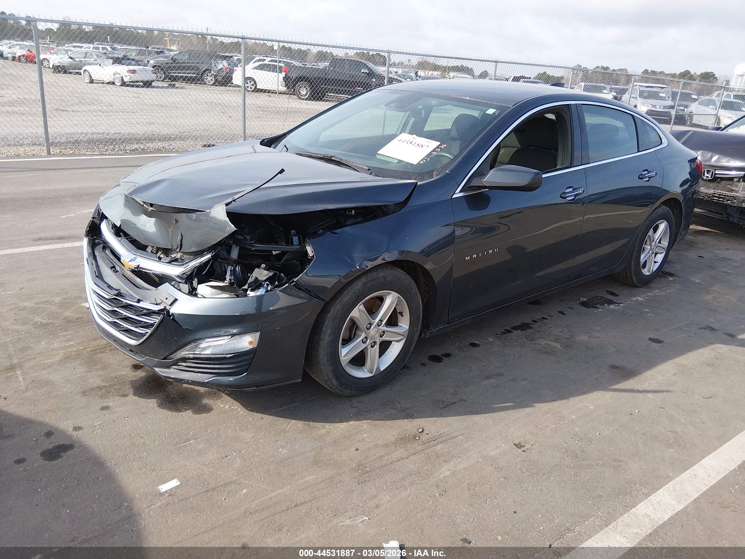 CHEVROLET MALIBU image 2