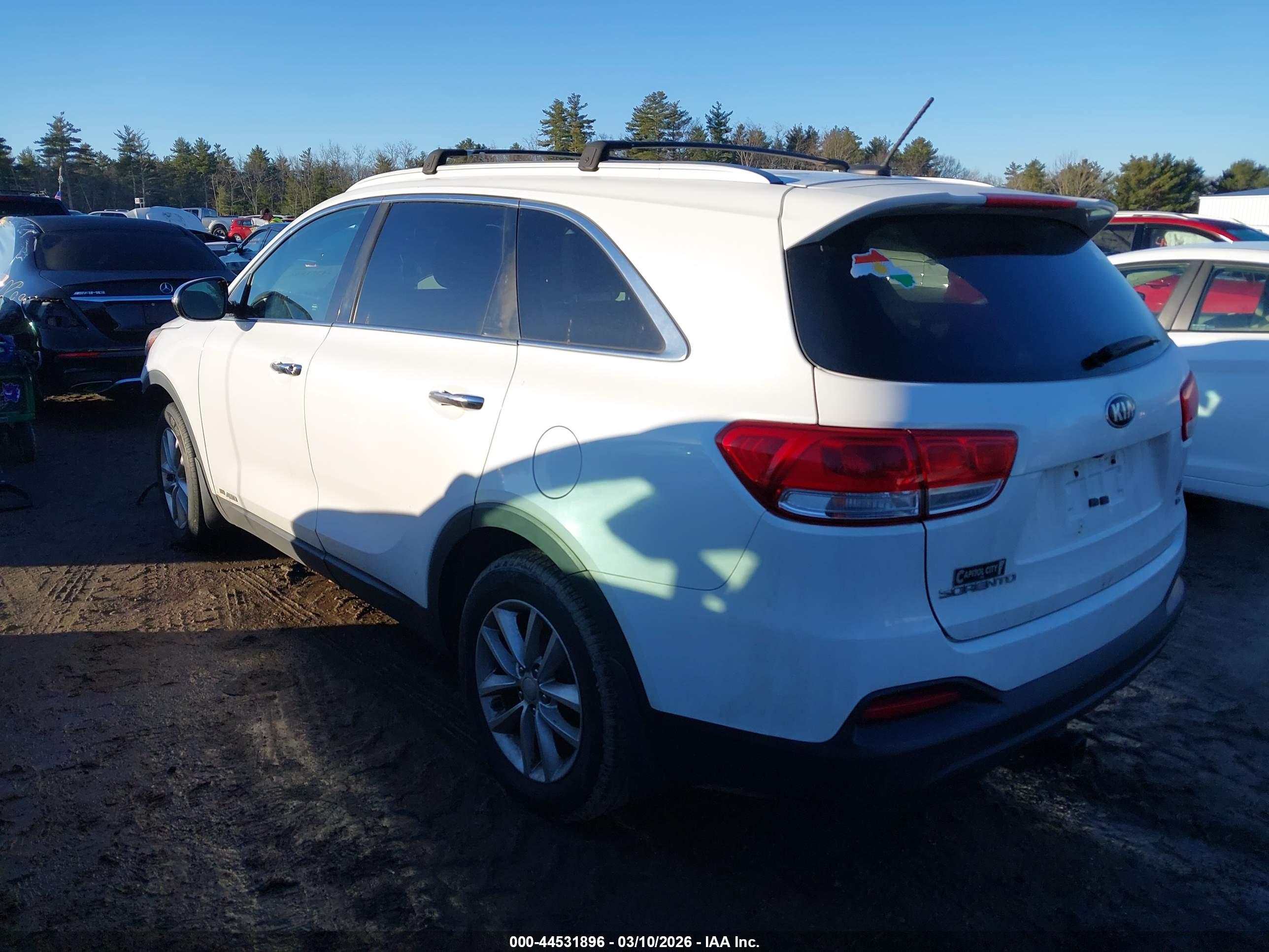 KIA SORENTO image 3
