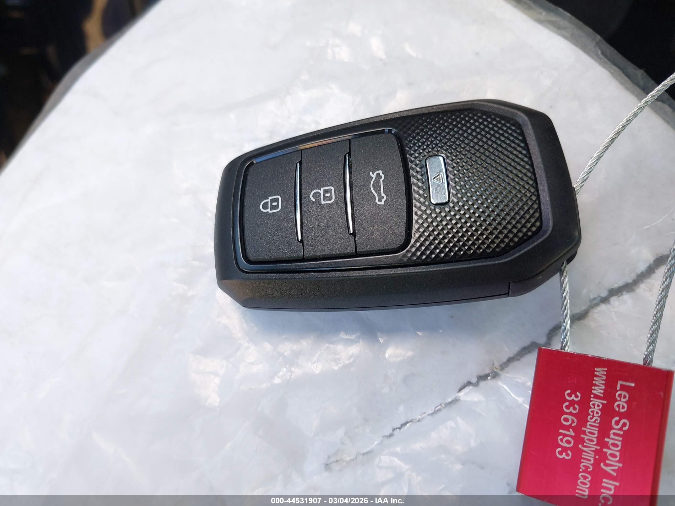 ACURA MDX image 11