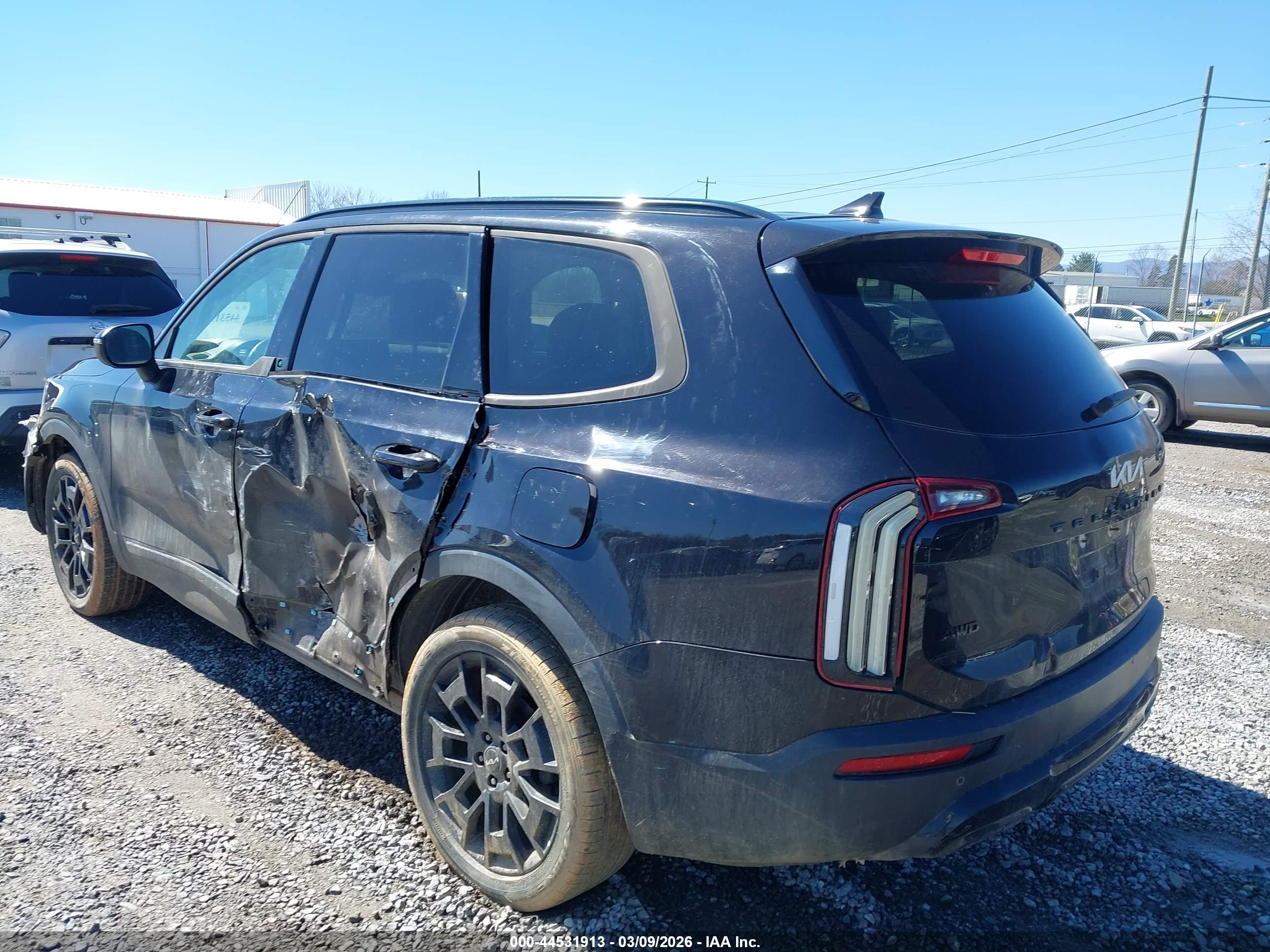 KIA TELLURIDE image 3