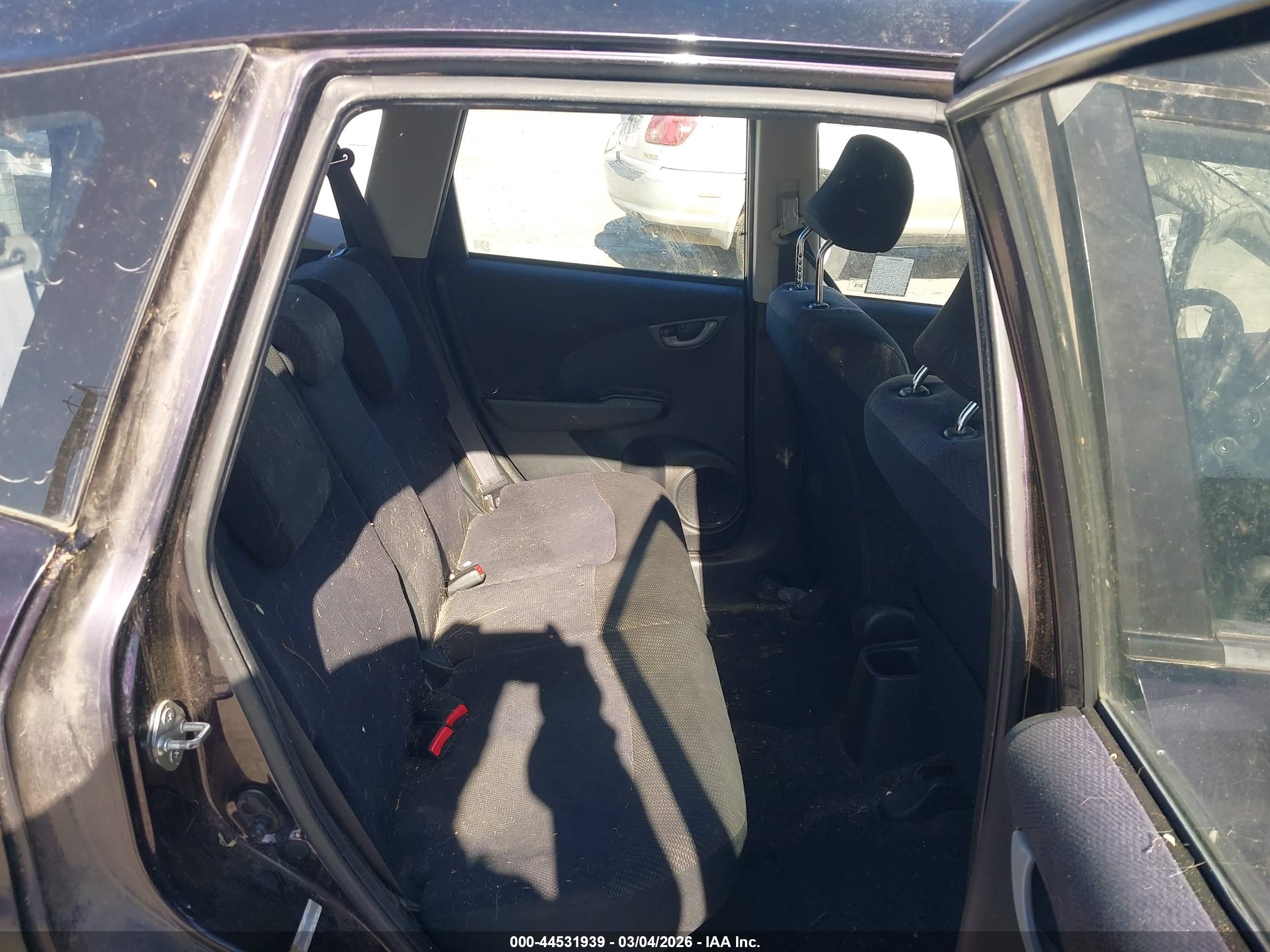HONDA FIT image 8