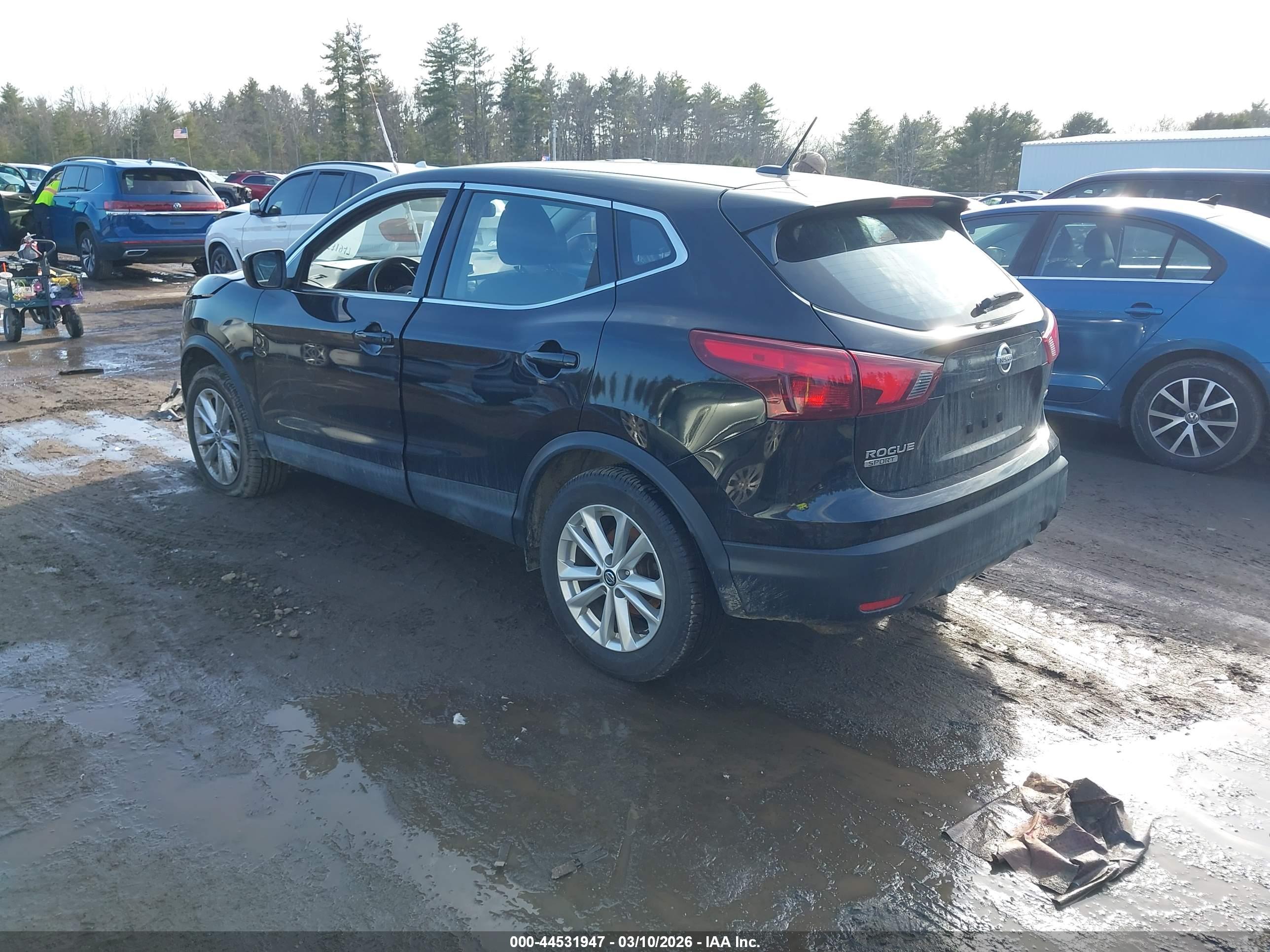 NISSAN ROGUE image 3
