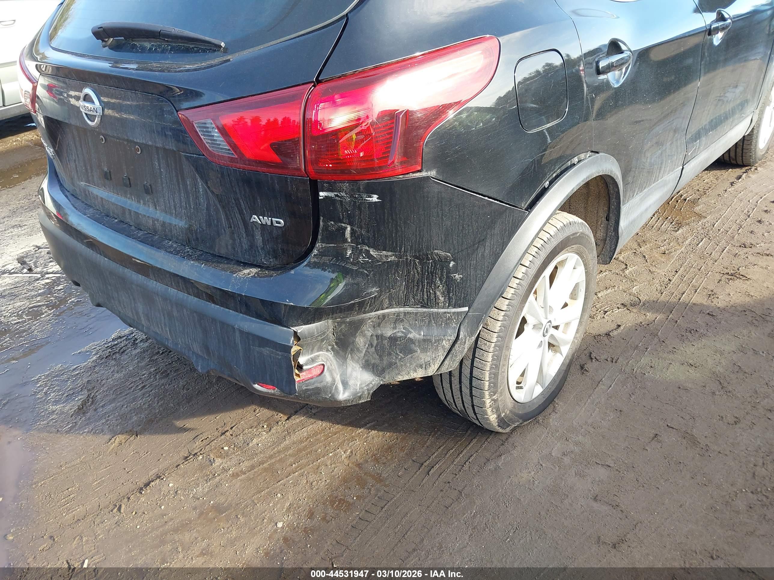NISSAN ROGUE image 6