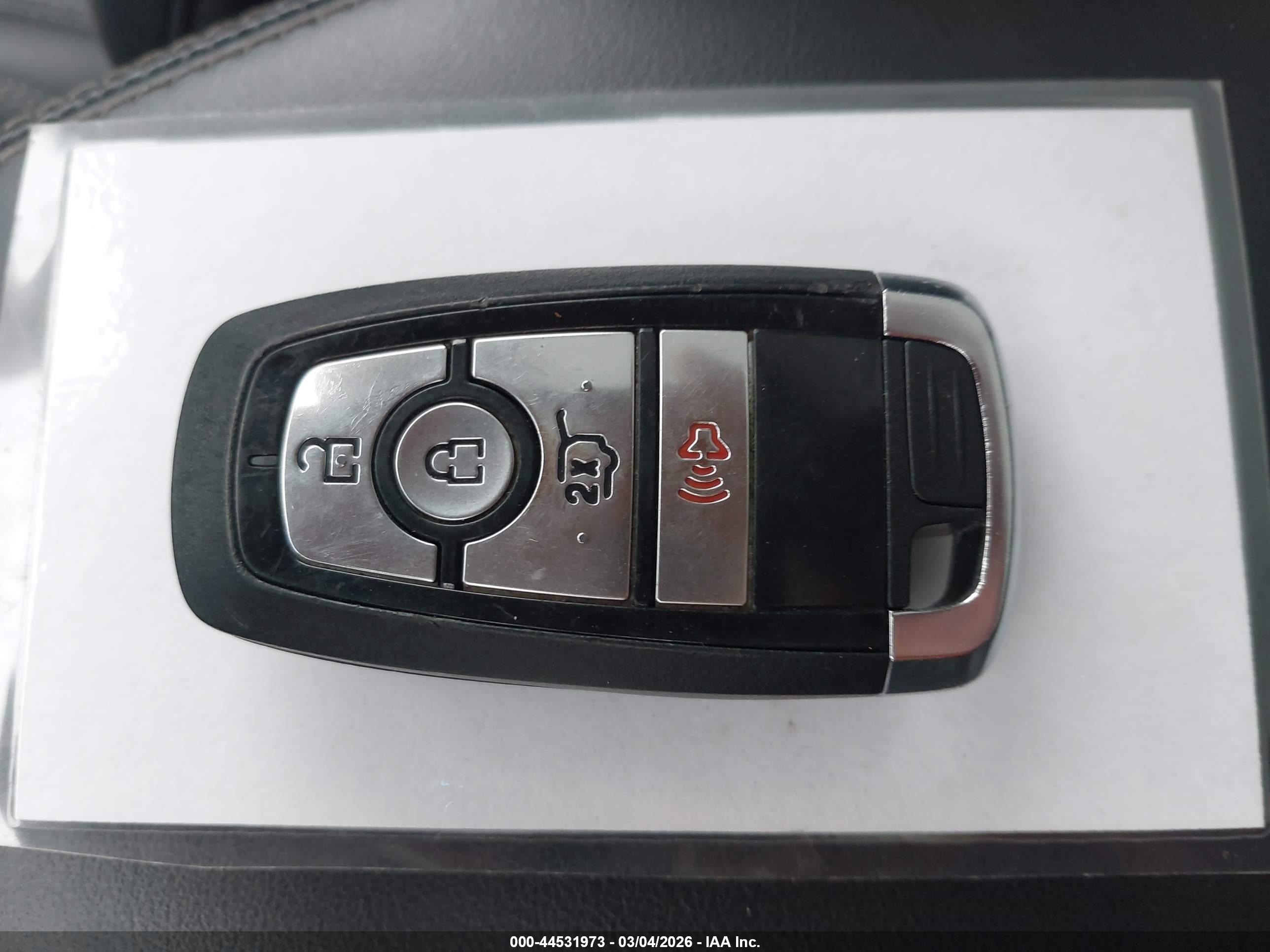 FORD MUSTANG image 11