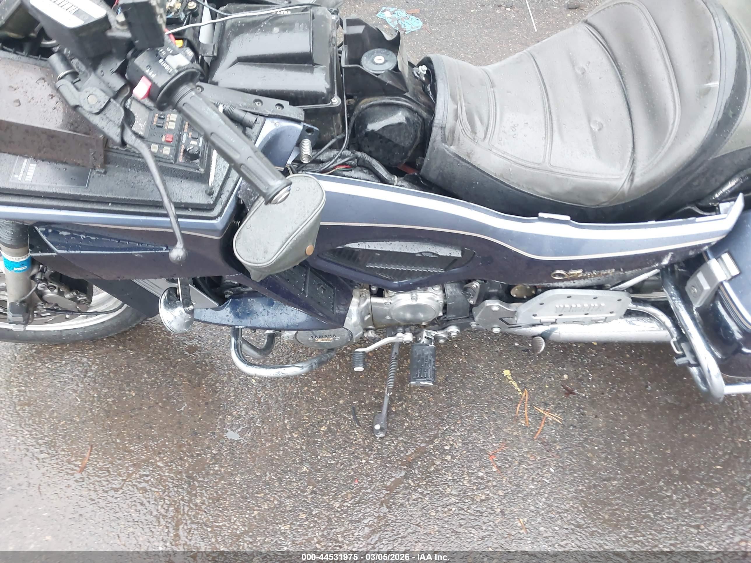 YAMAHA XVZ13 image 6