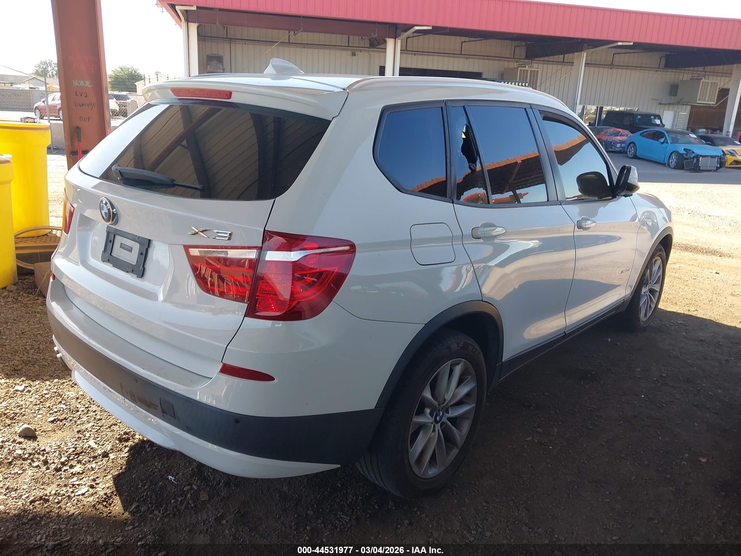 BMW X3 image 4