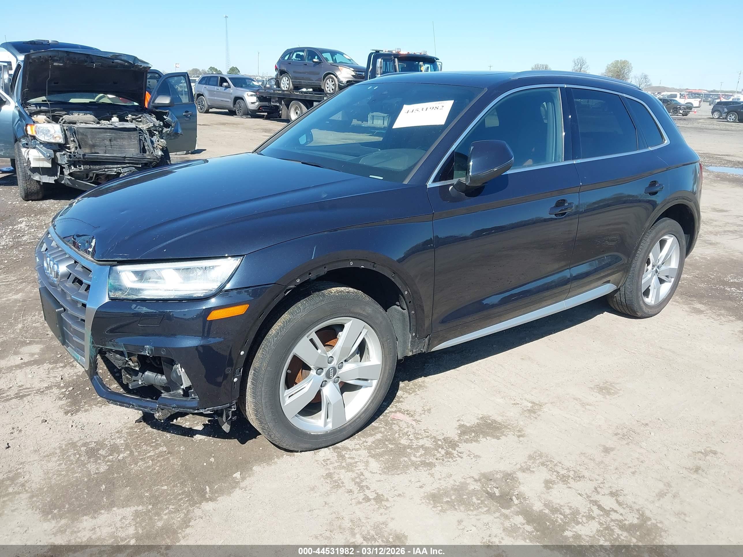 AUDI Q5 image 2