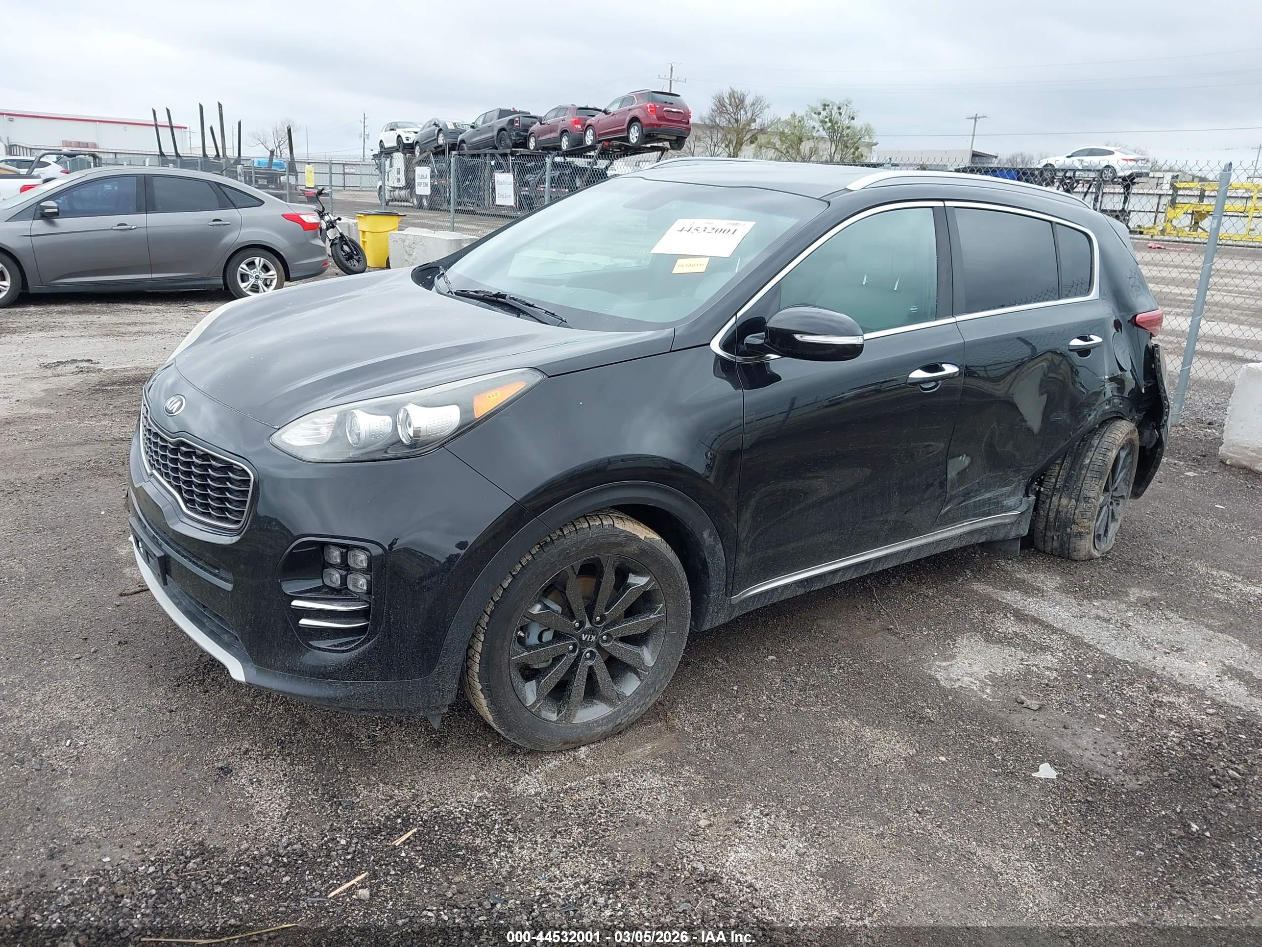 KIA SPORTAGE image 2