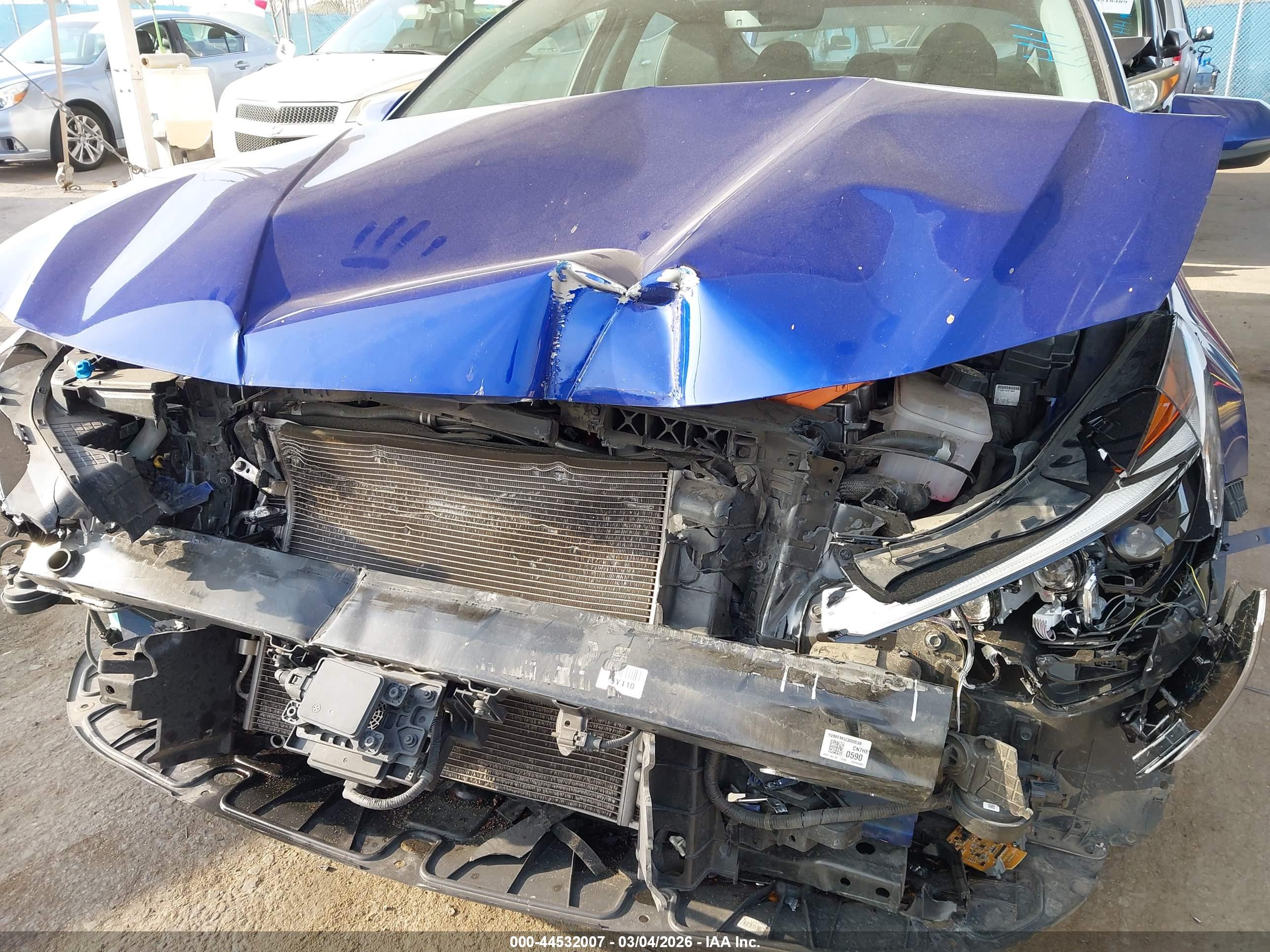 HYUNDAI ELANTRA image 6
