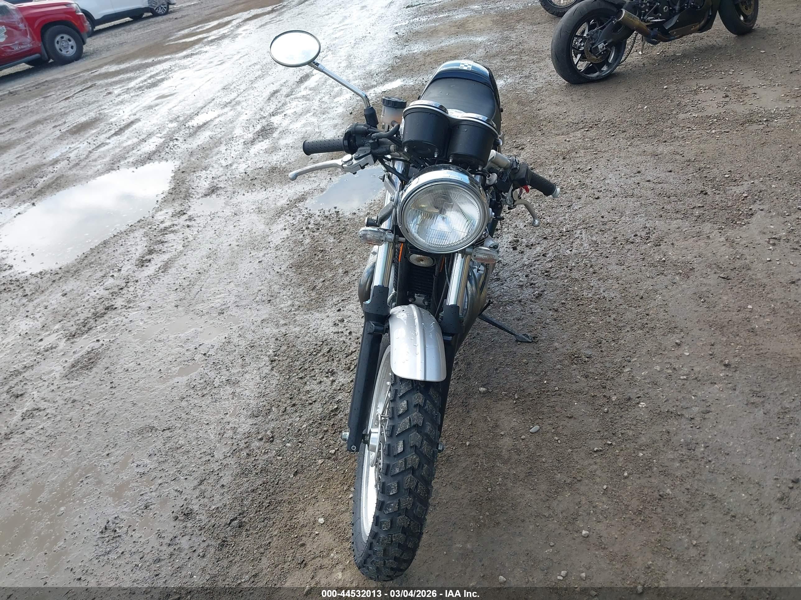 TRIUMPH MOTORCYCLE image 5