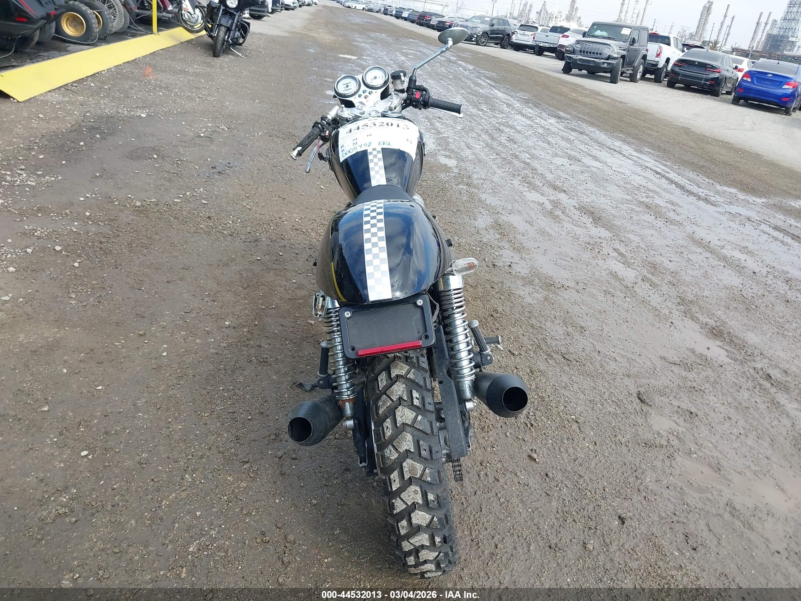 TRIUMPH MOTORCYCLE image 6