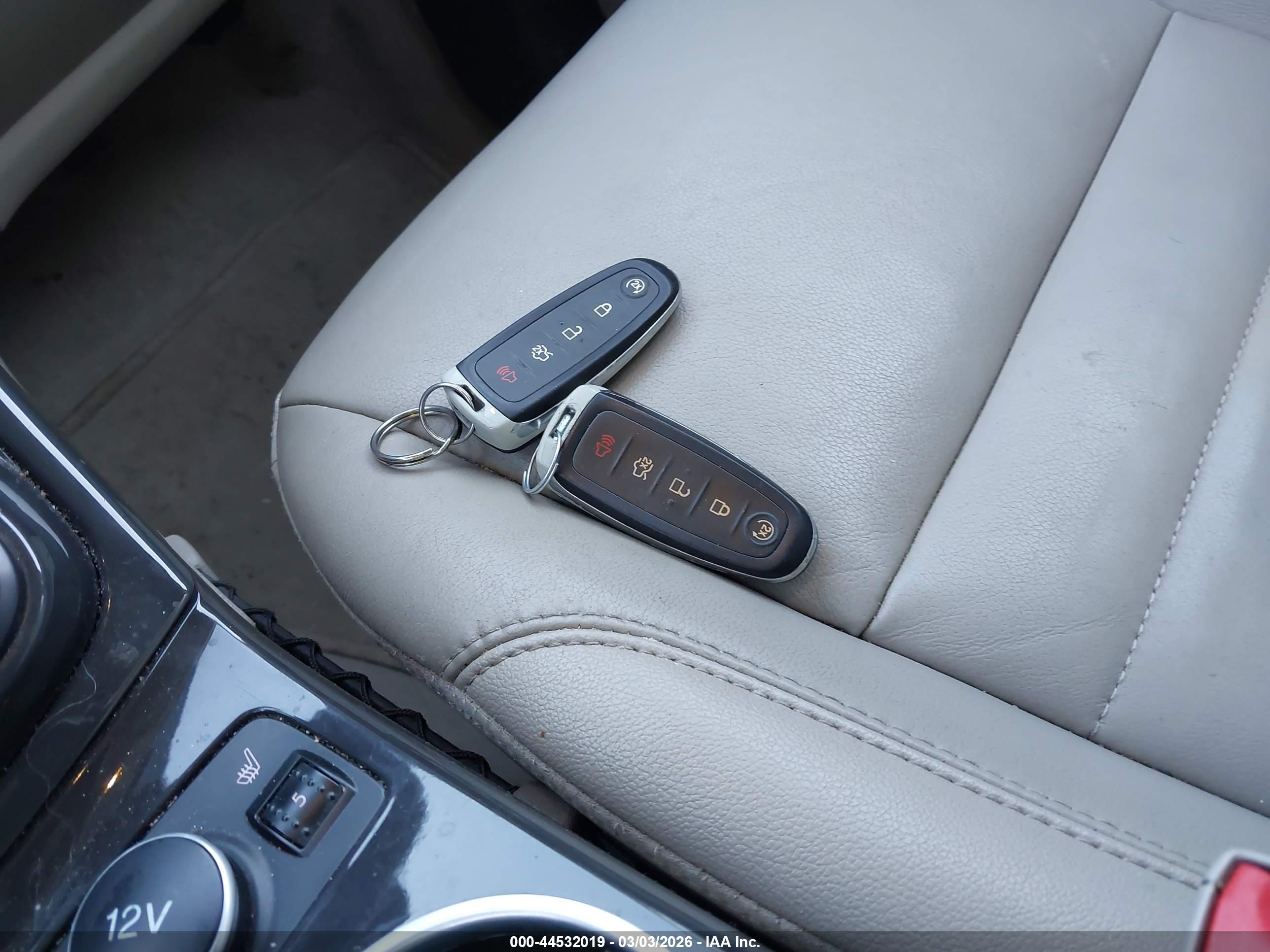 FORD ESCAPE image 11