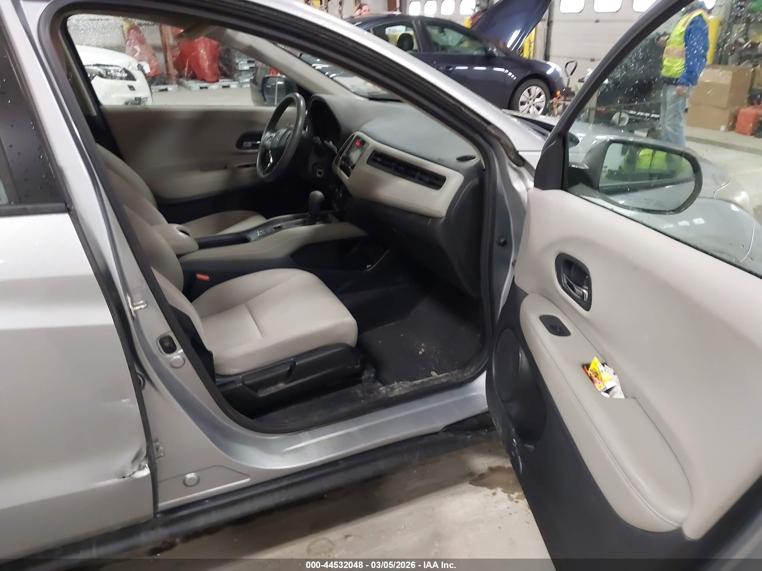 HONDA HR-V image 5