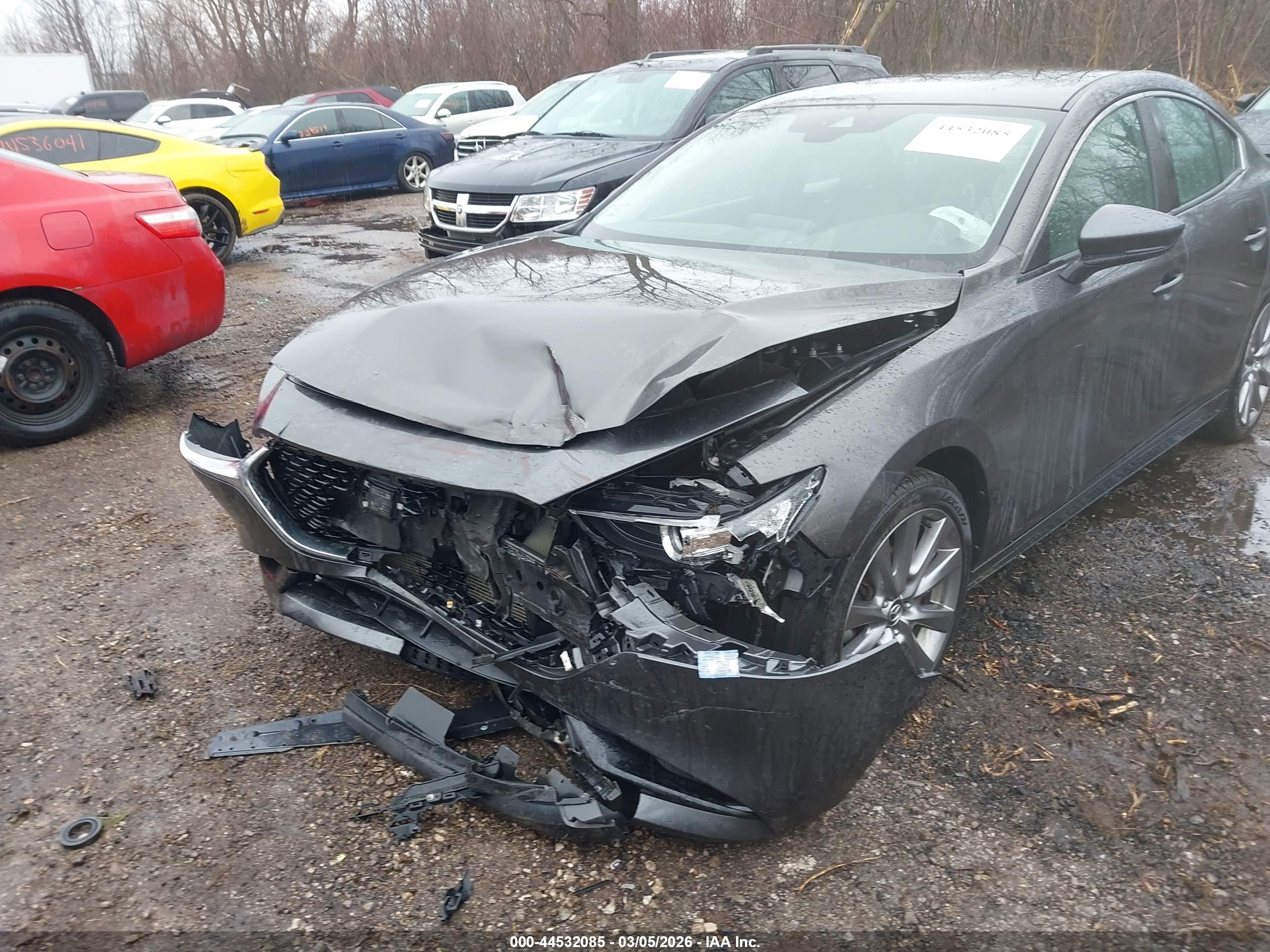 MAZDA MAZDA3 image 6