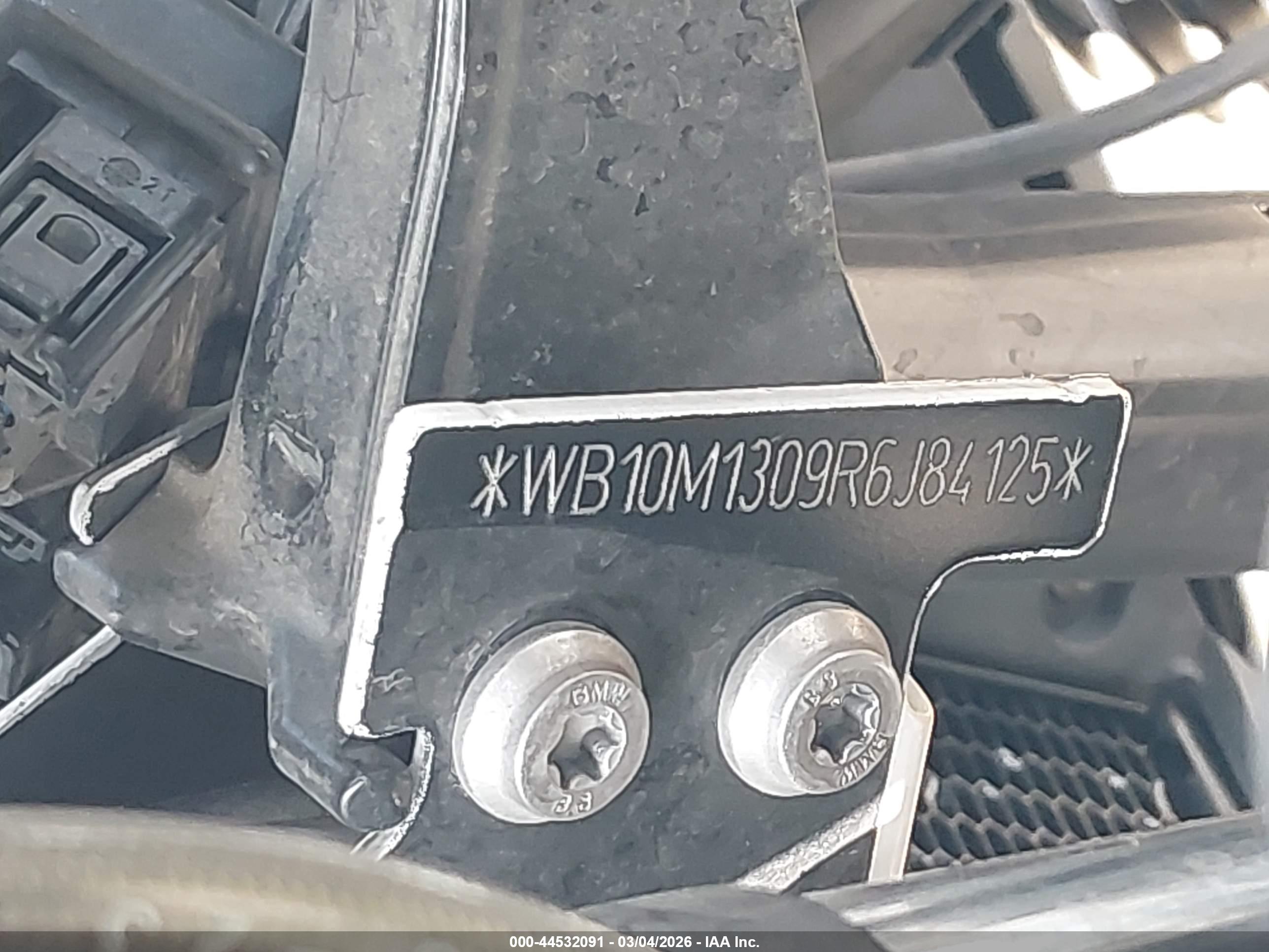 BMW R image 10