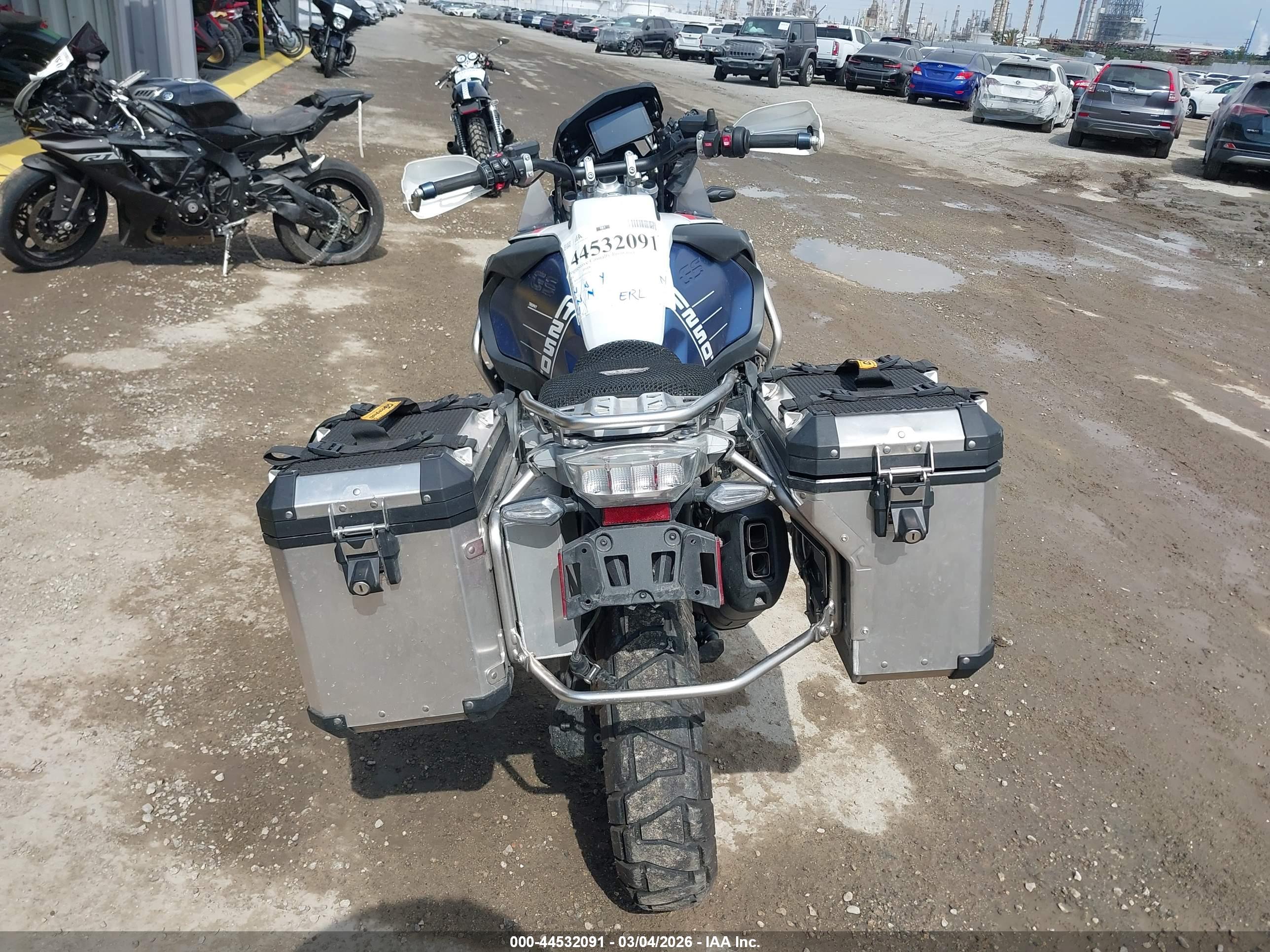 BMW R image 6