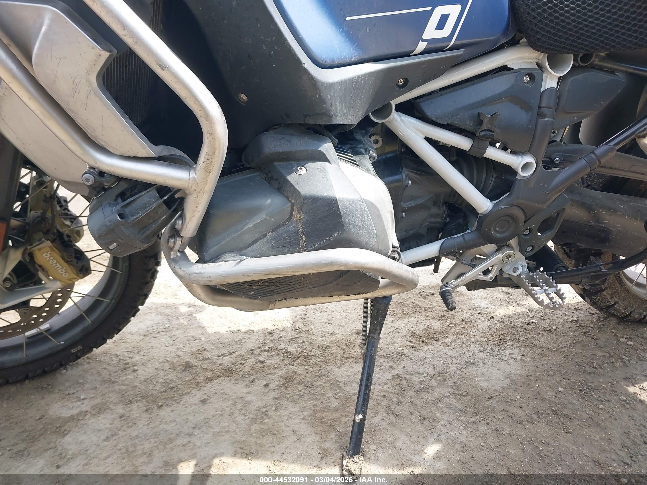BMW R image 9