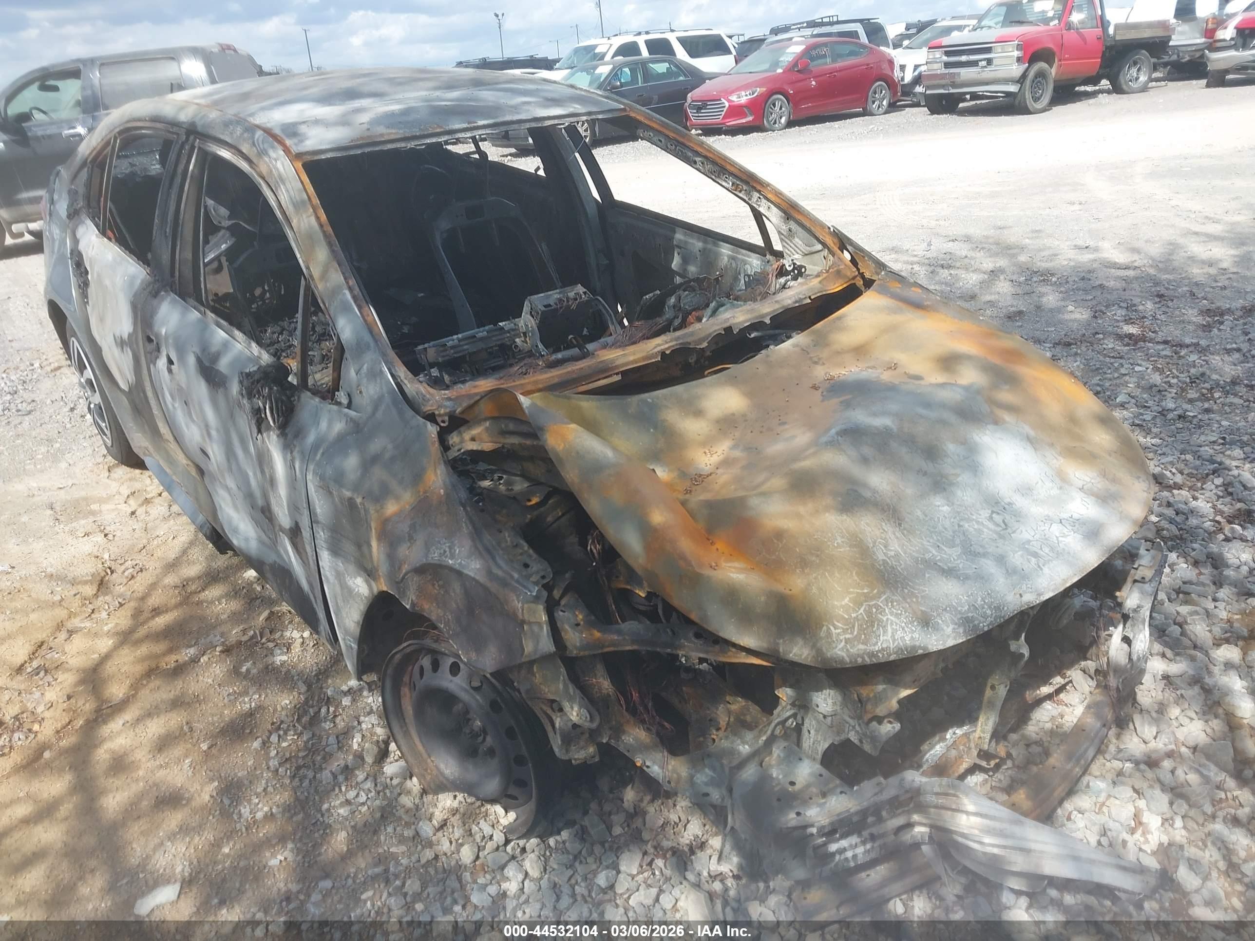 TOYOTA COROLLA image 6