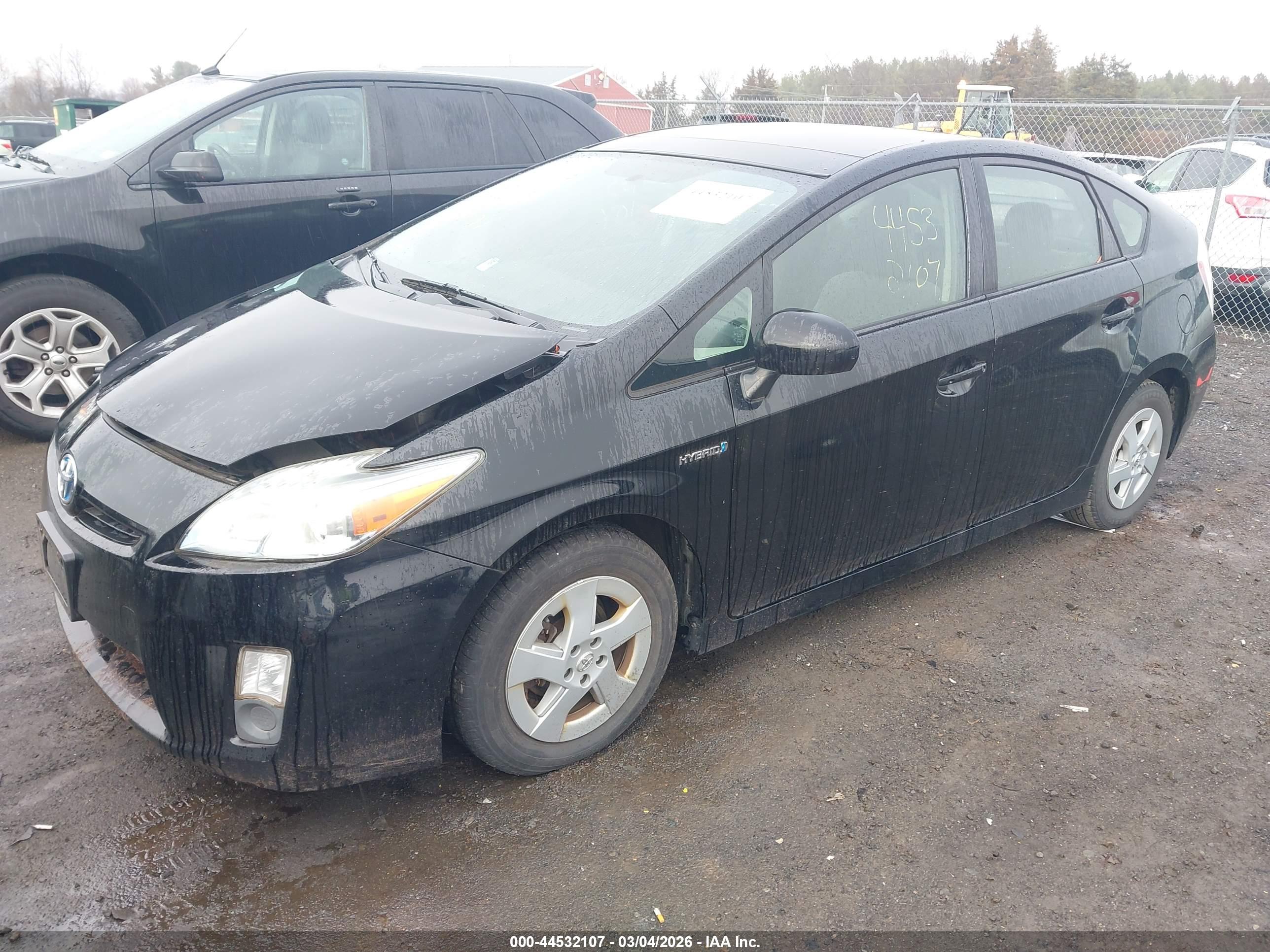 TOYOTA PRIUS image 2