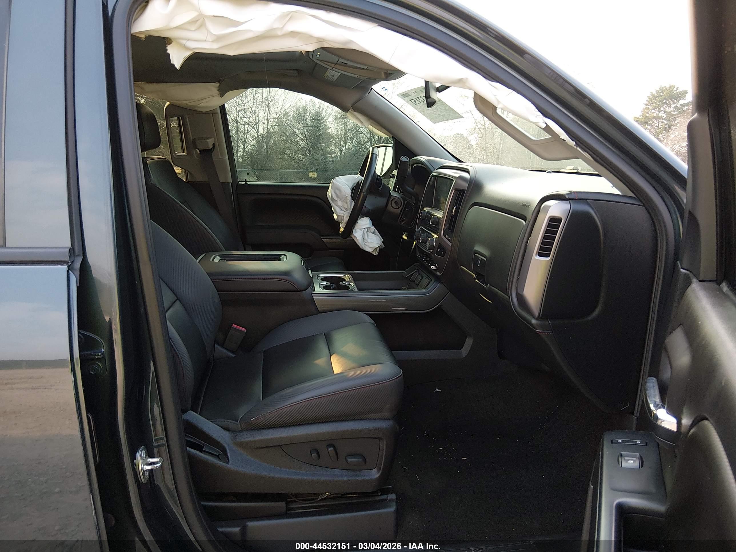 GMC SIERRA image 5