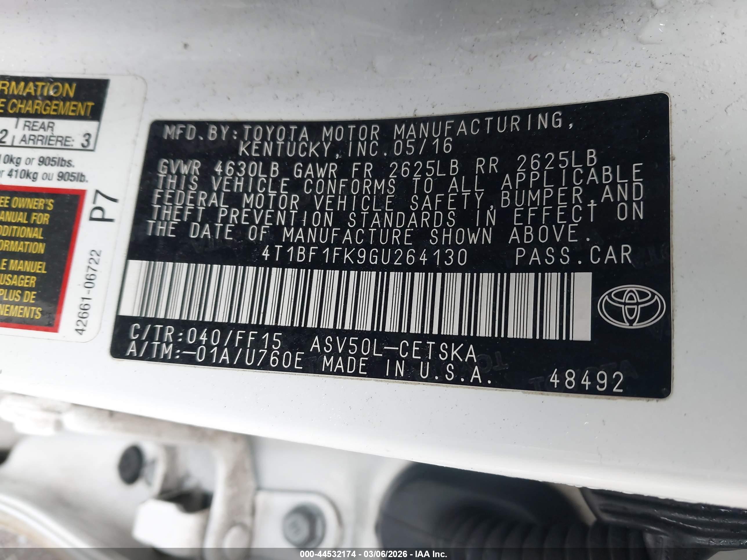 TOYOTA CAMRY image 9