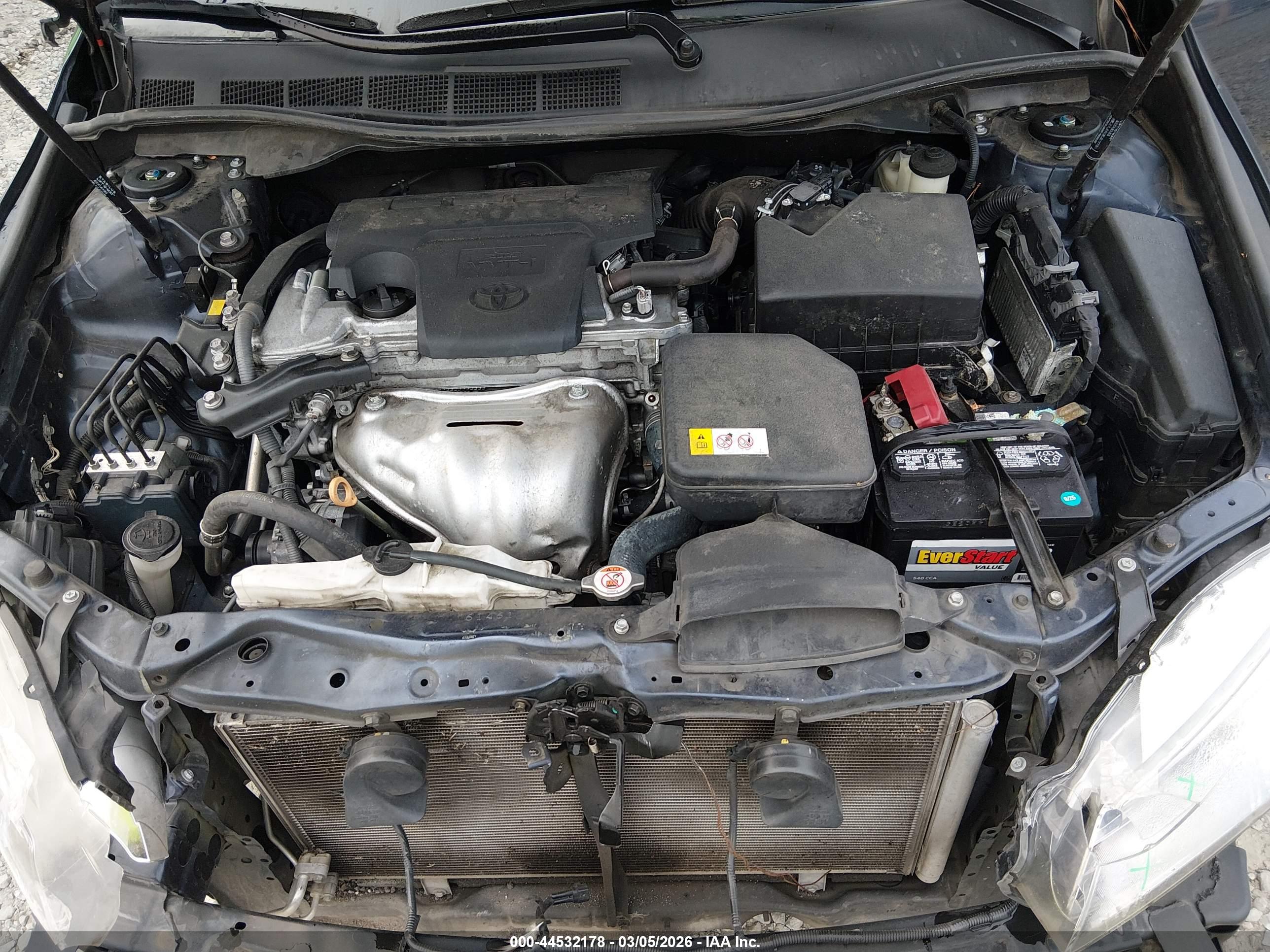 TOYOTA CAMRY image 10
