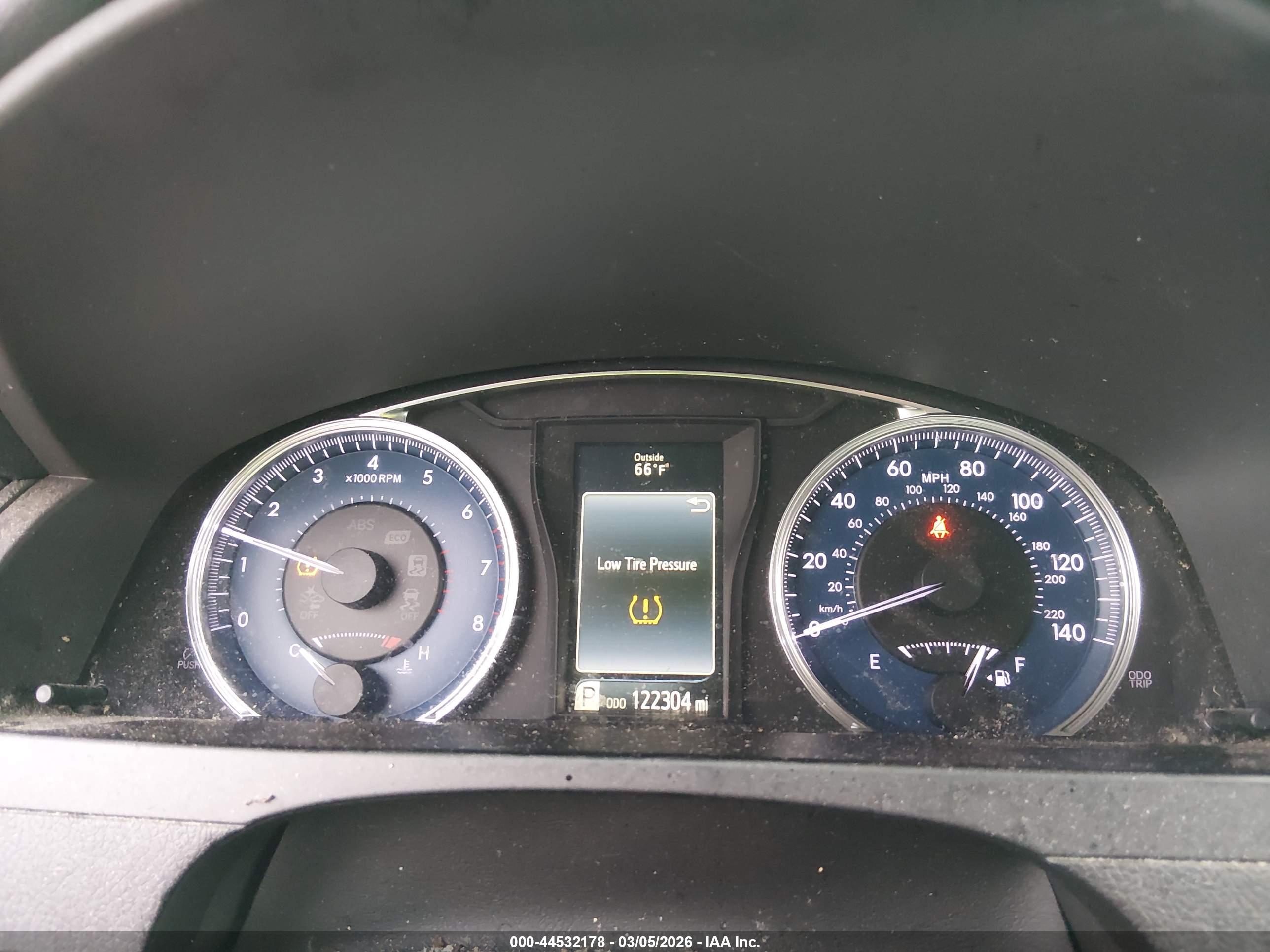 TOYOTA CAMRY image 7