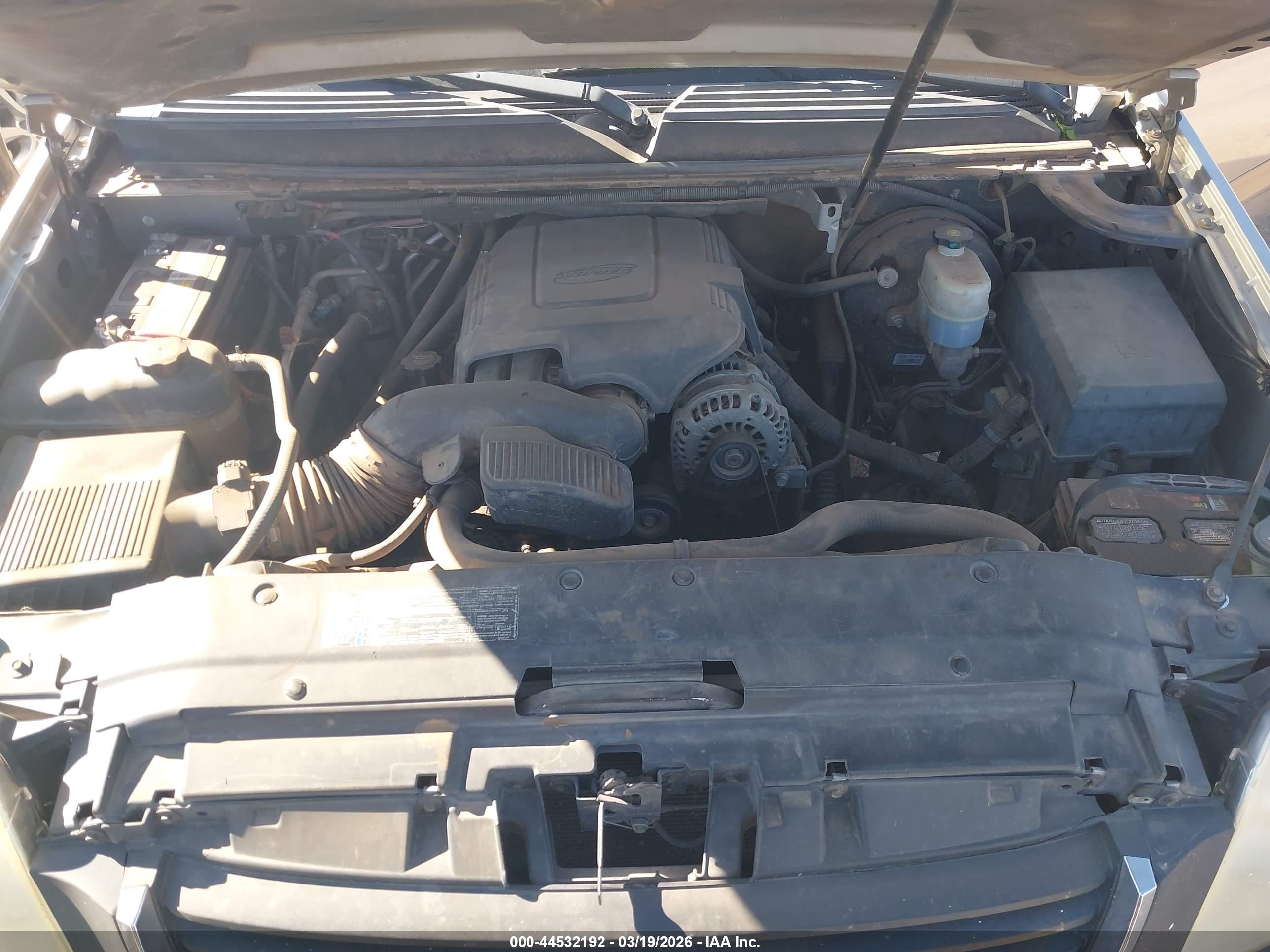 GMC YUKON image 10
