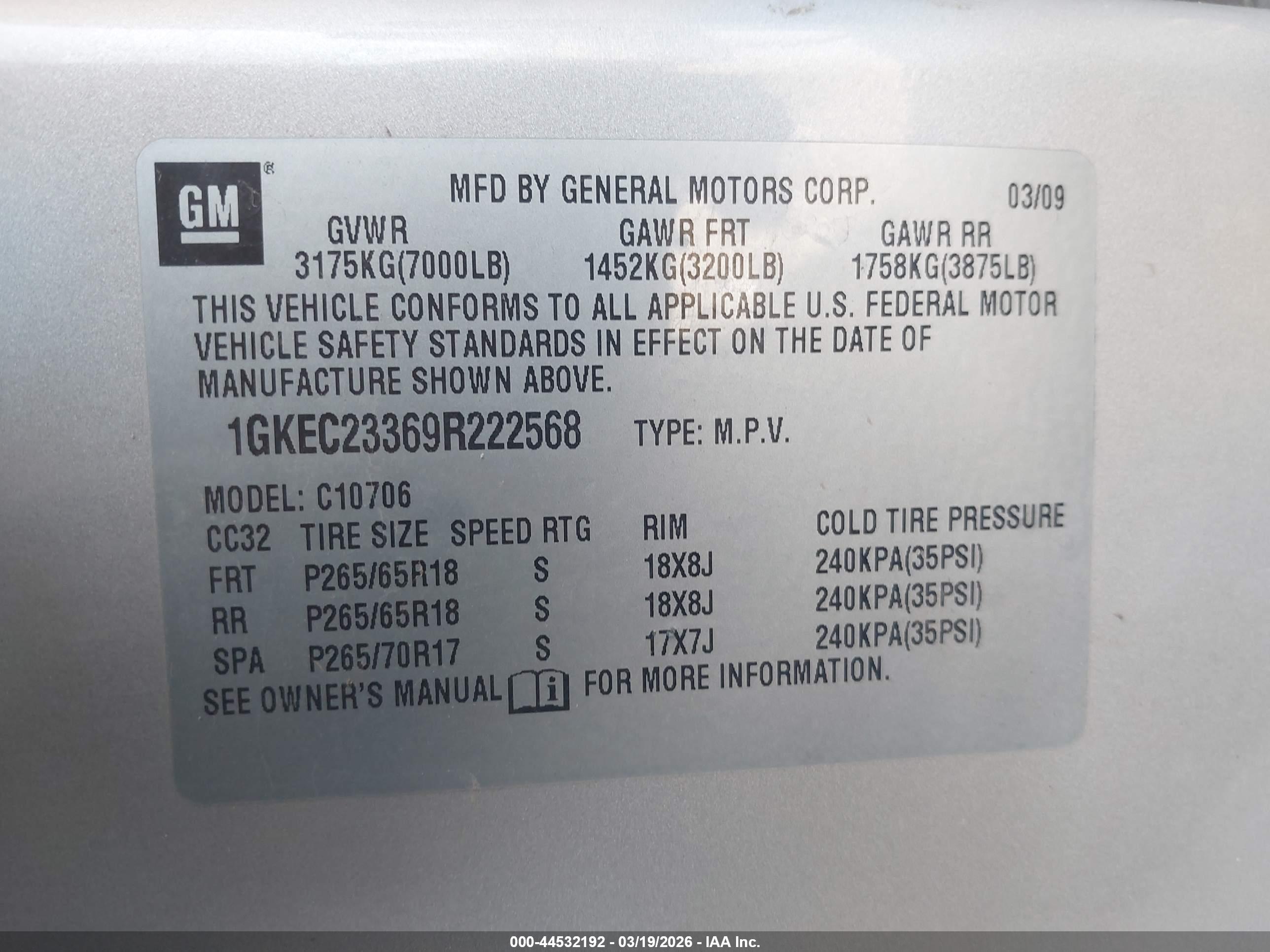 GMC YUKON image 9