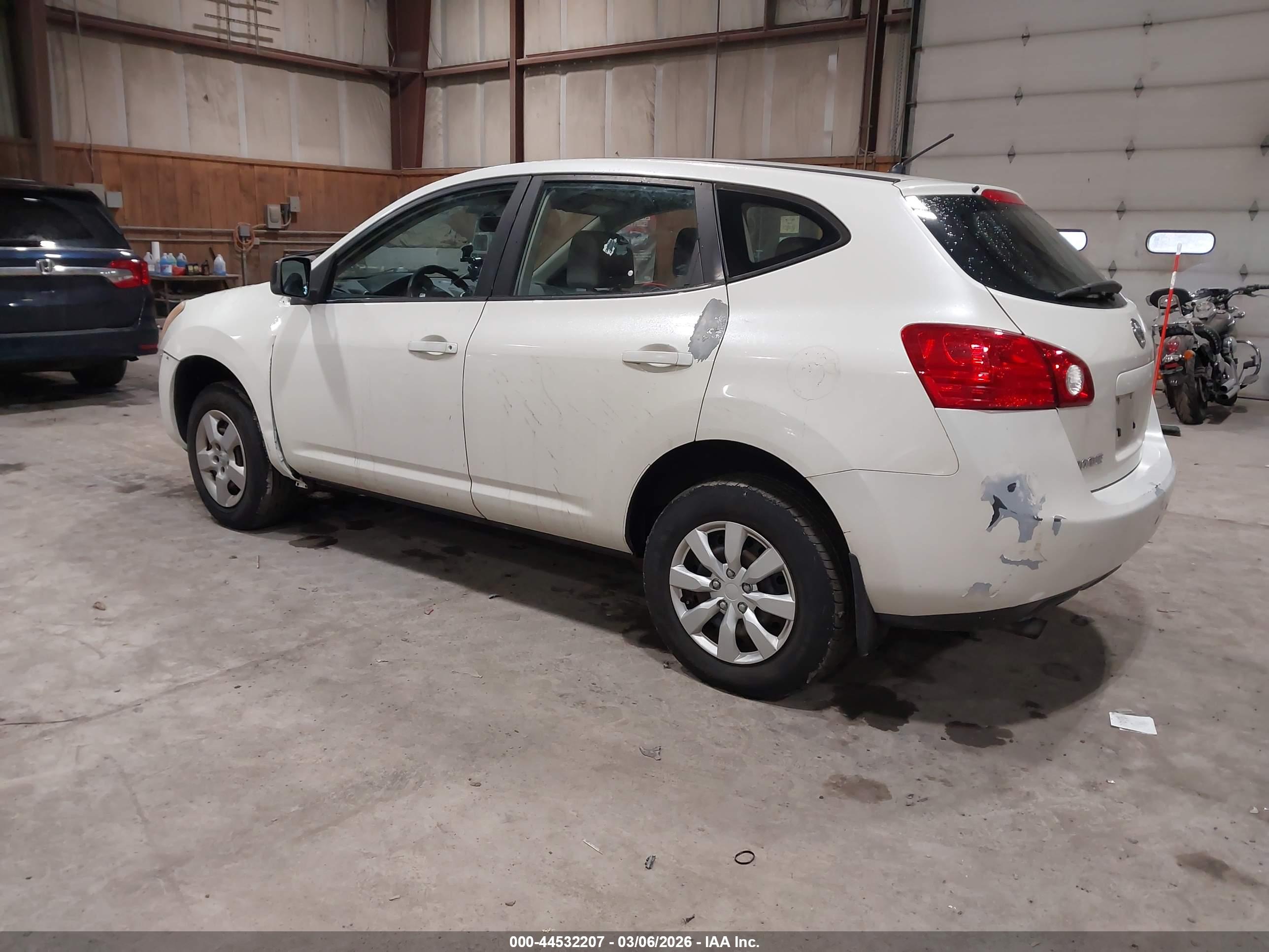 NISSAN ROGUE image 3