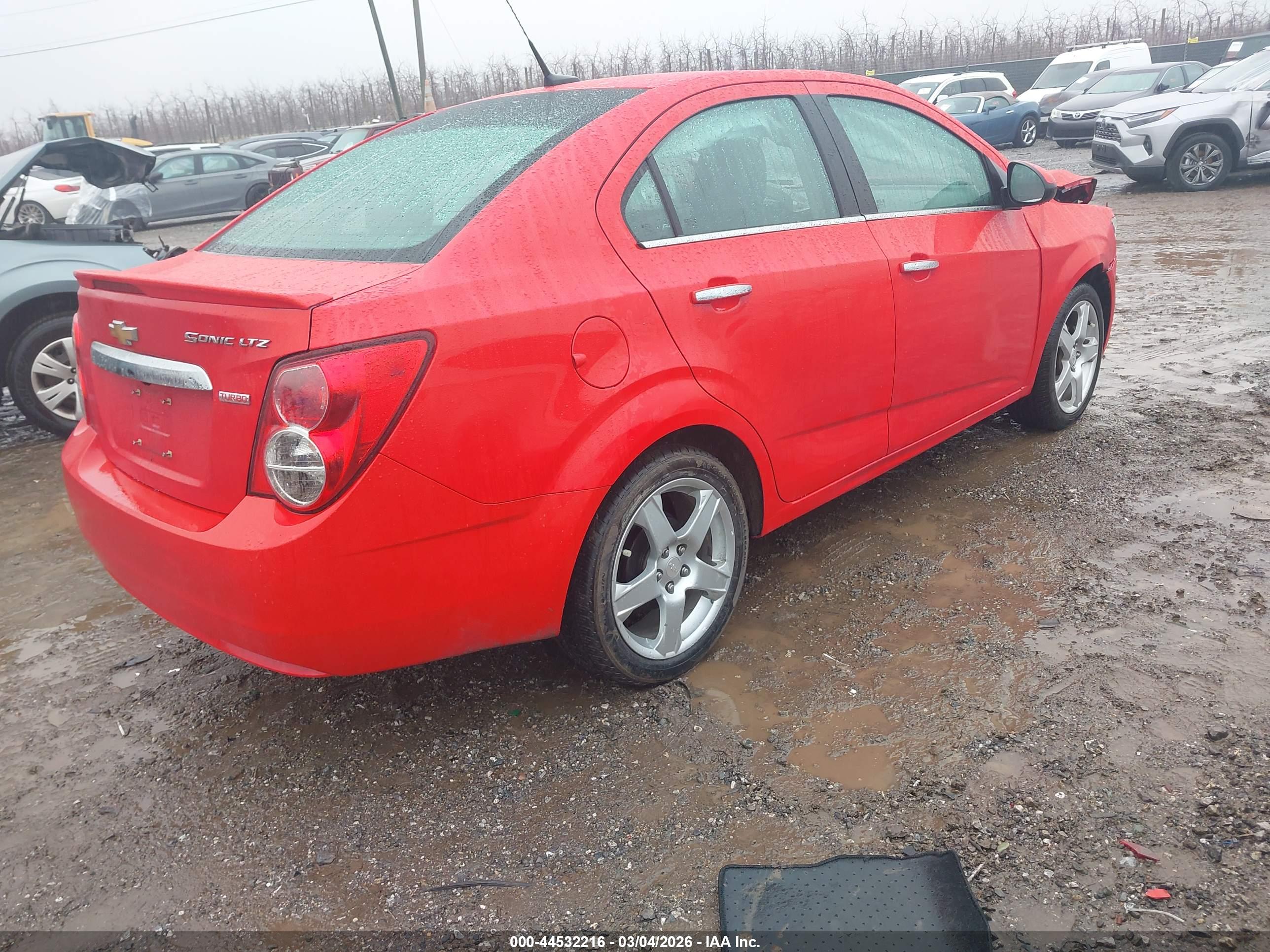 CHEVROLET SONIC image 4