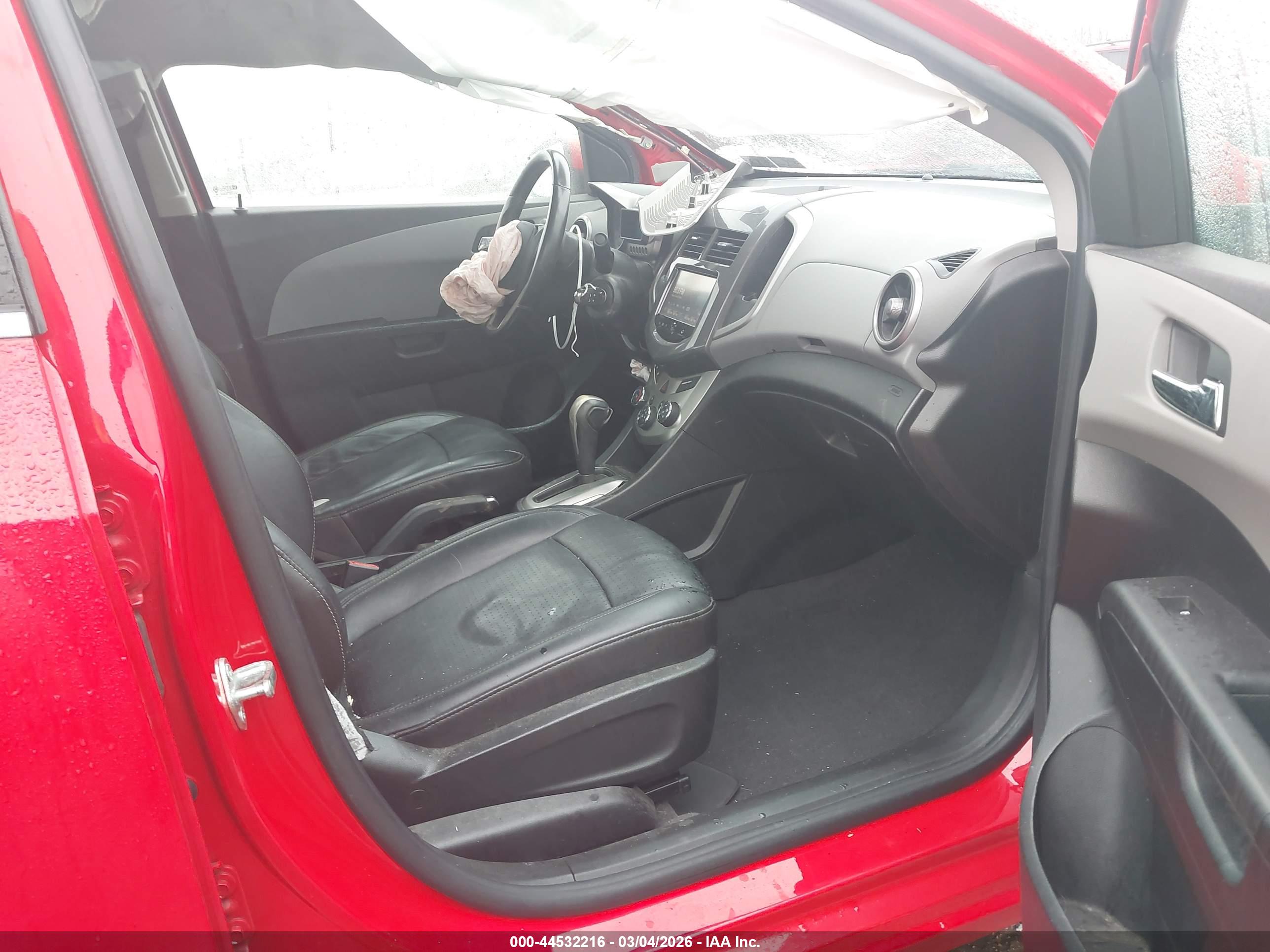 CHEVROLET SONIC image 5