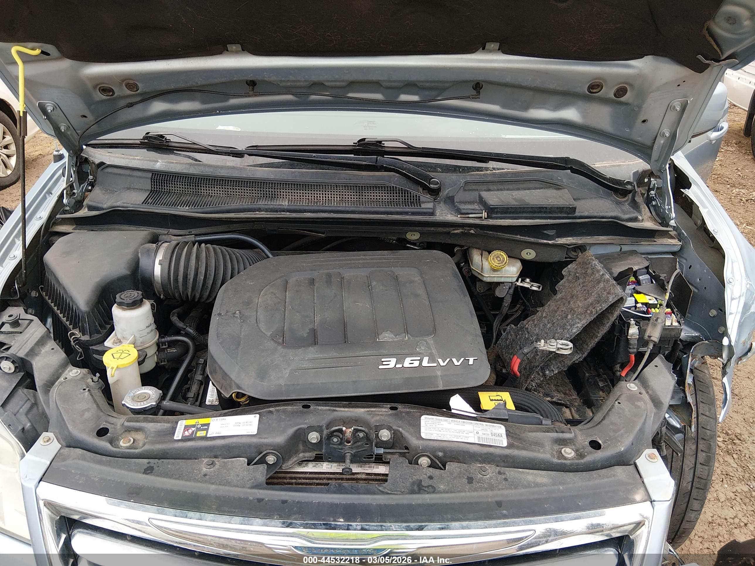 CHRYSLER TOWN image 10