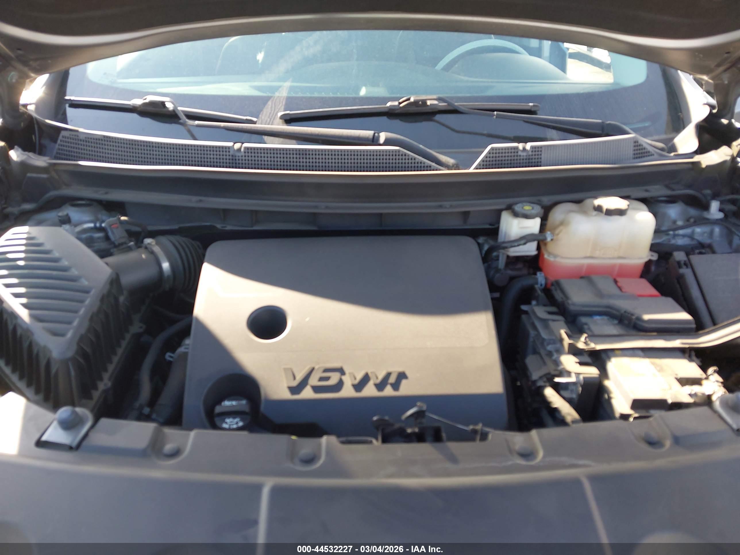 CHEVROLET TRAVERSE image 10
