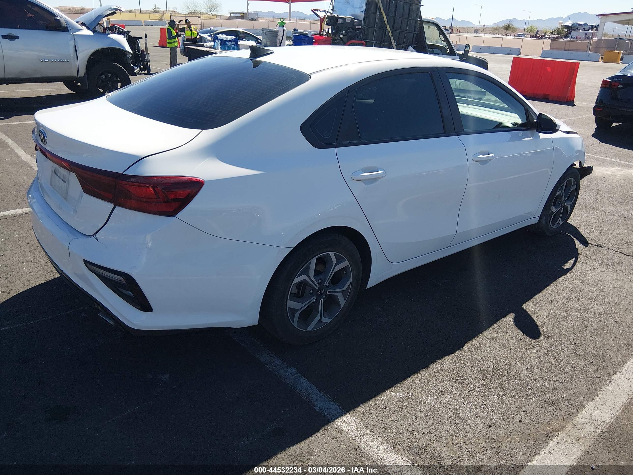KIA FORTE image 4