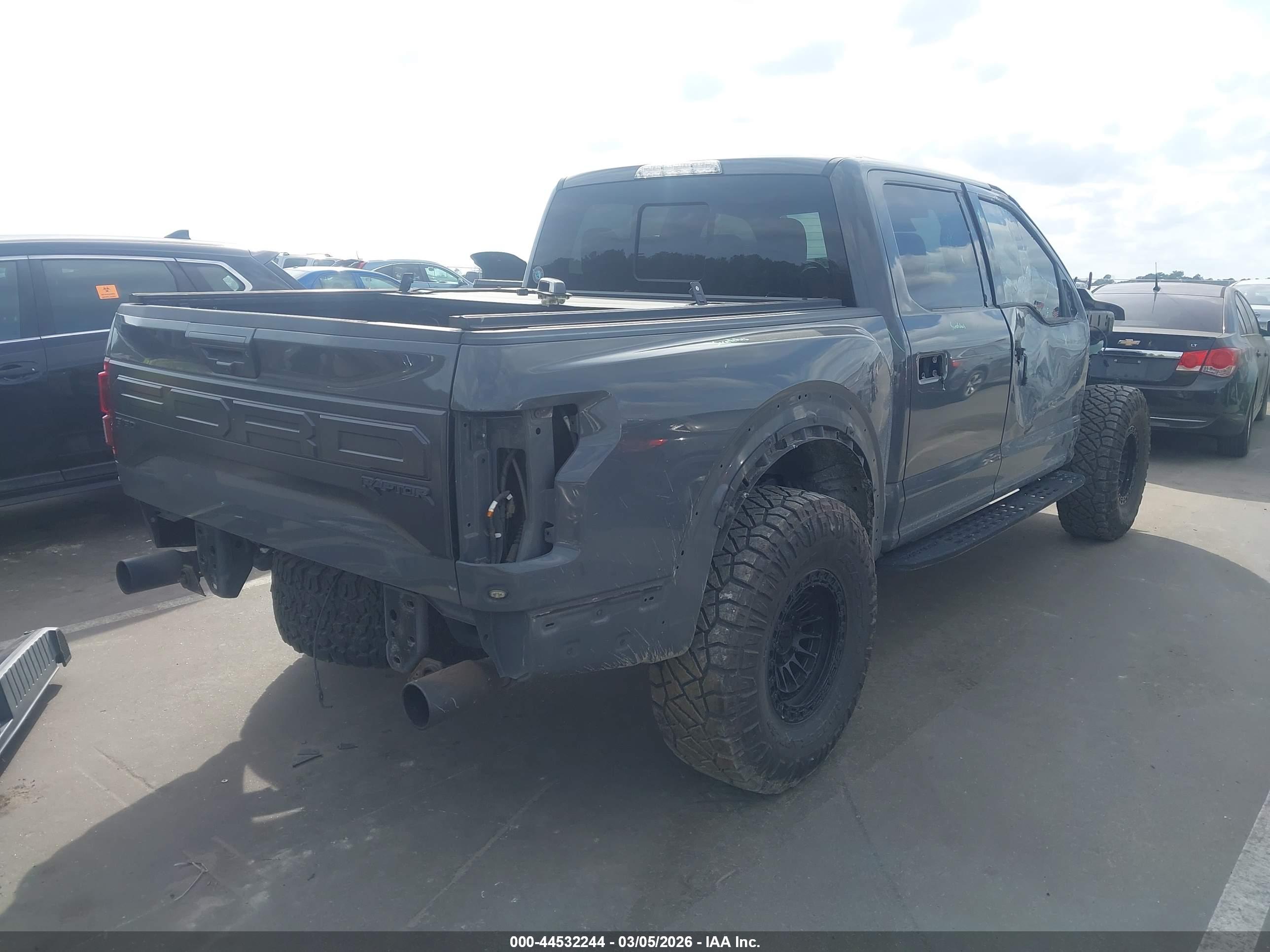 FORD F-150 image 4