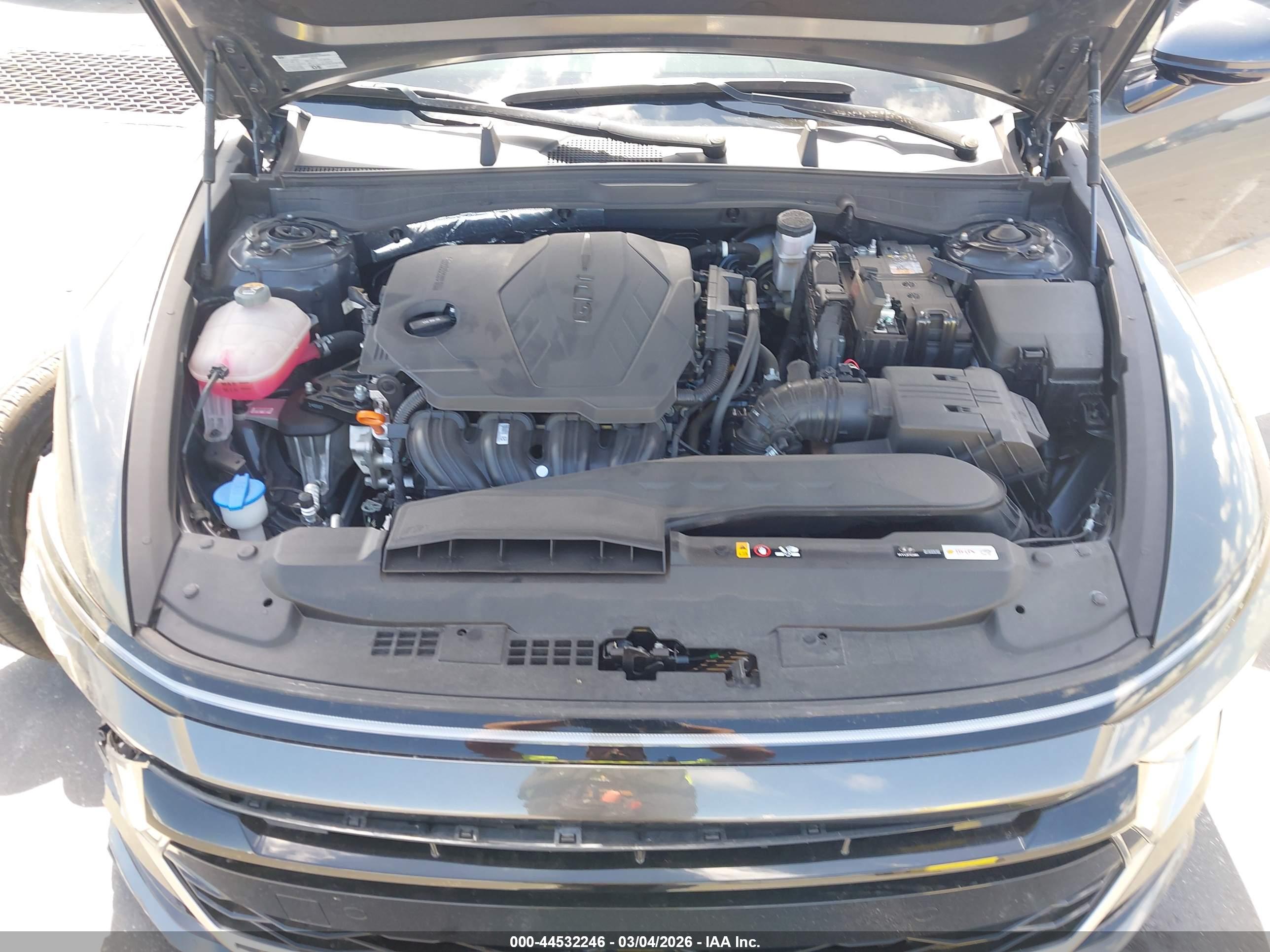 HYUNDAI SONATA image 10