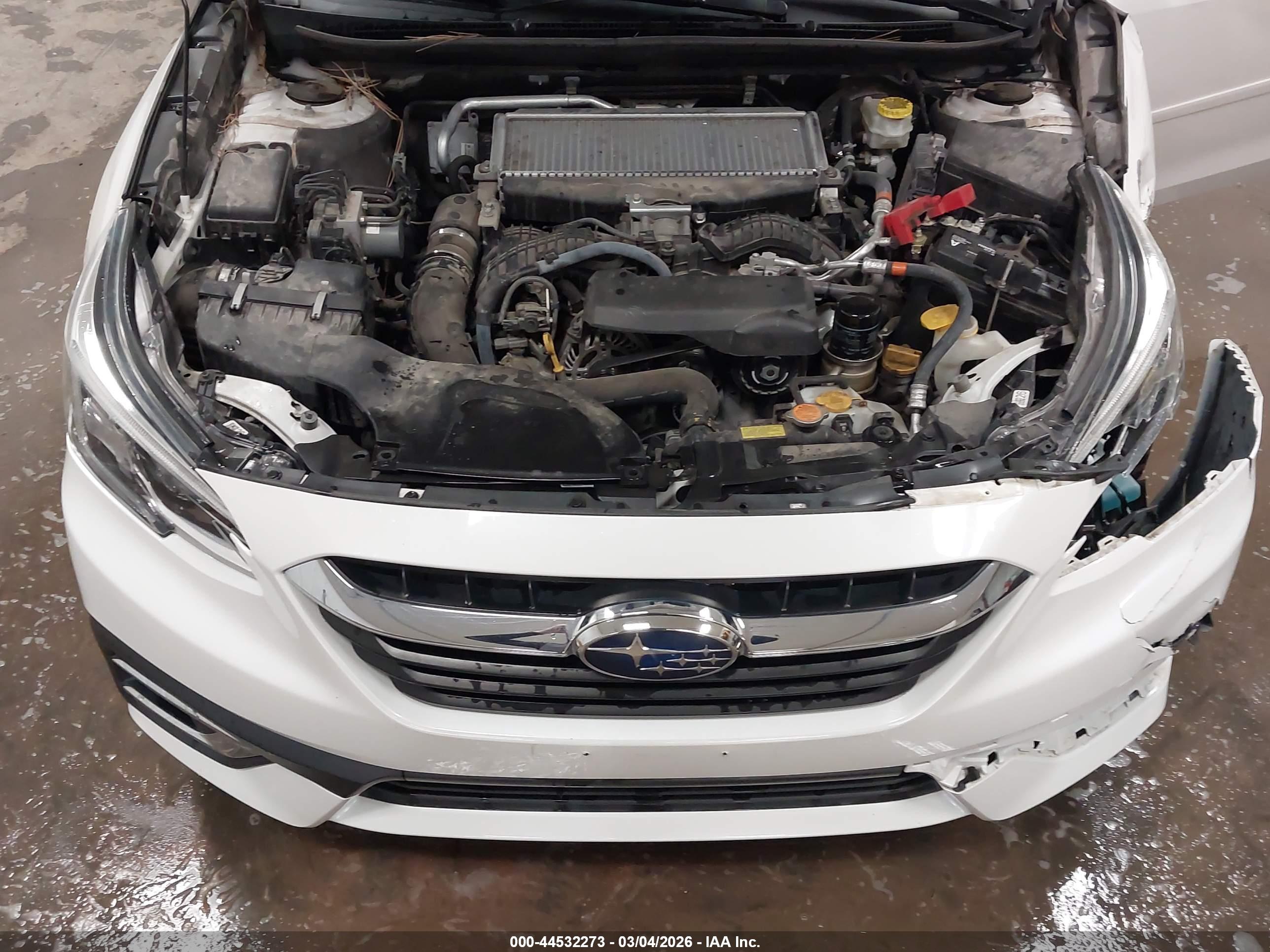 SUBARU LEGACY image 10
