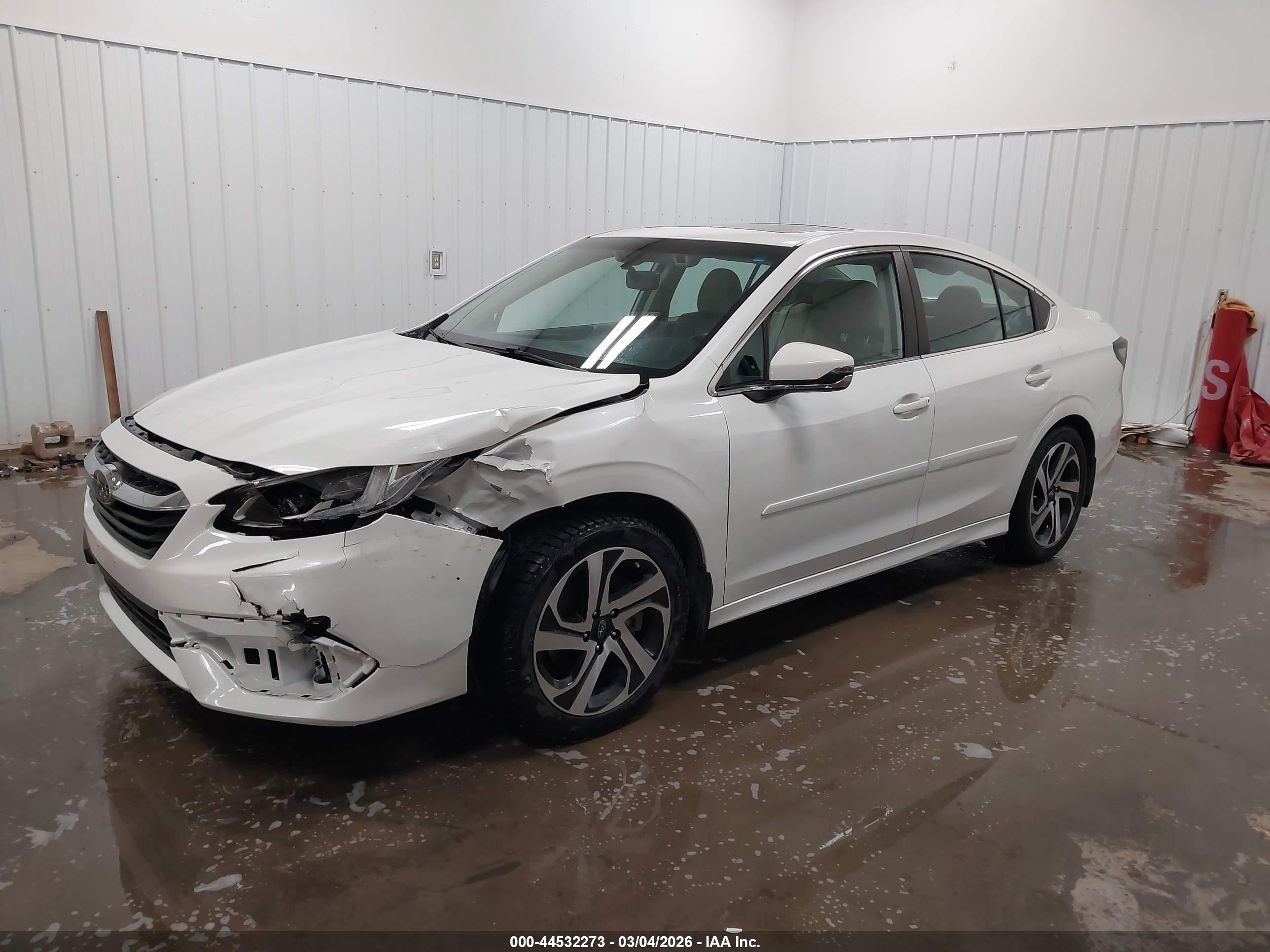 SUBARU LEGACY image 2