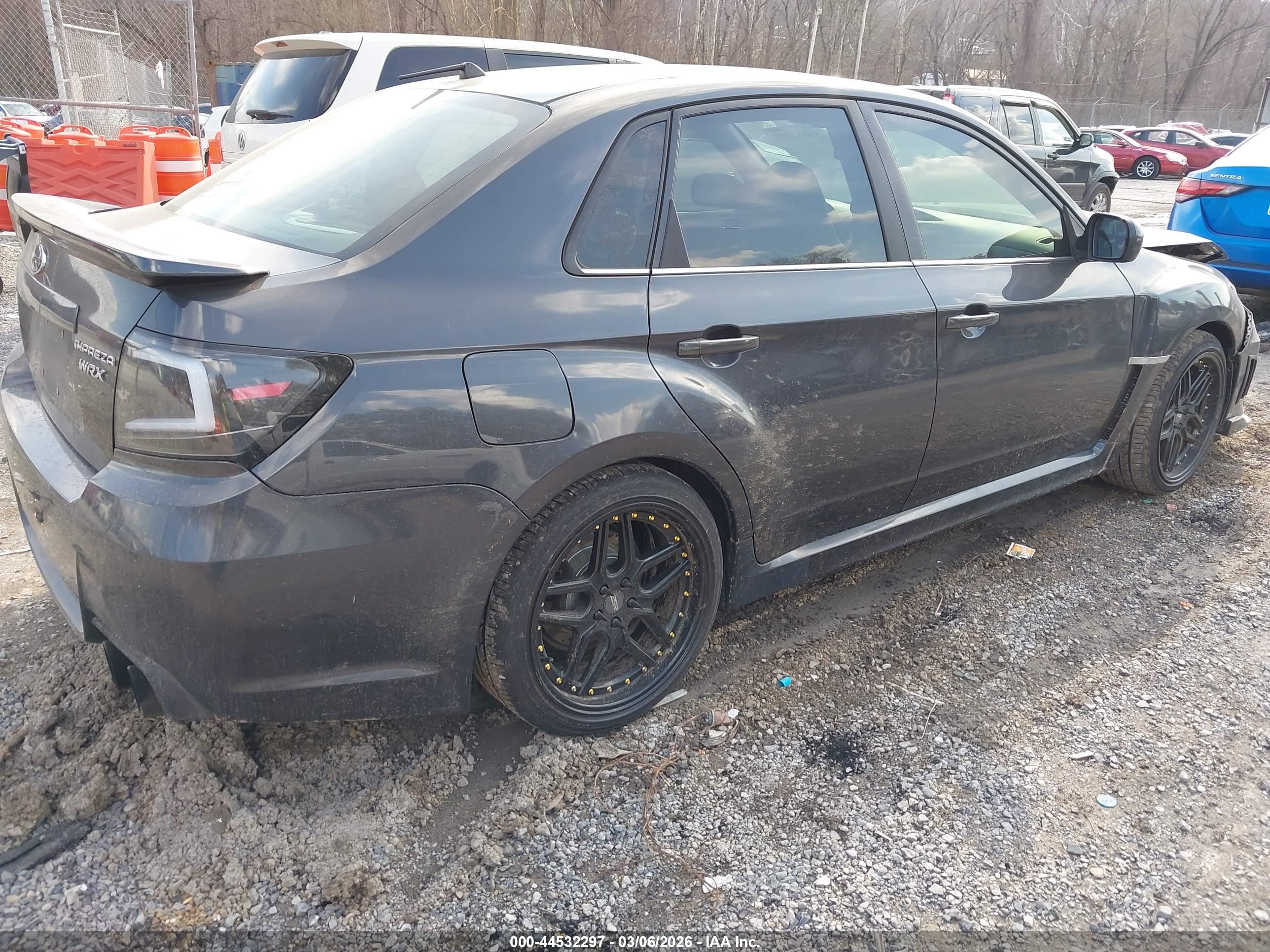 SUBARU IMPREZA image 4