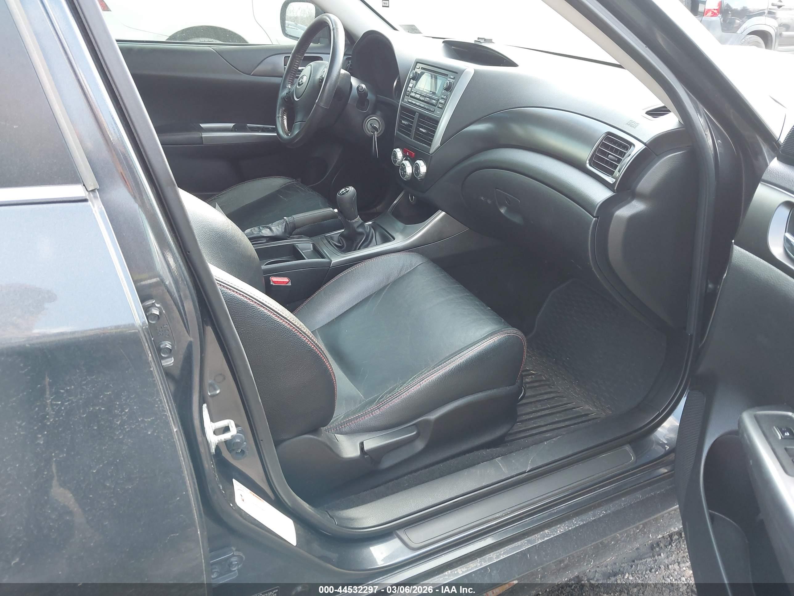 SUBARU IMPREZA image 5